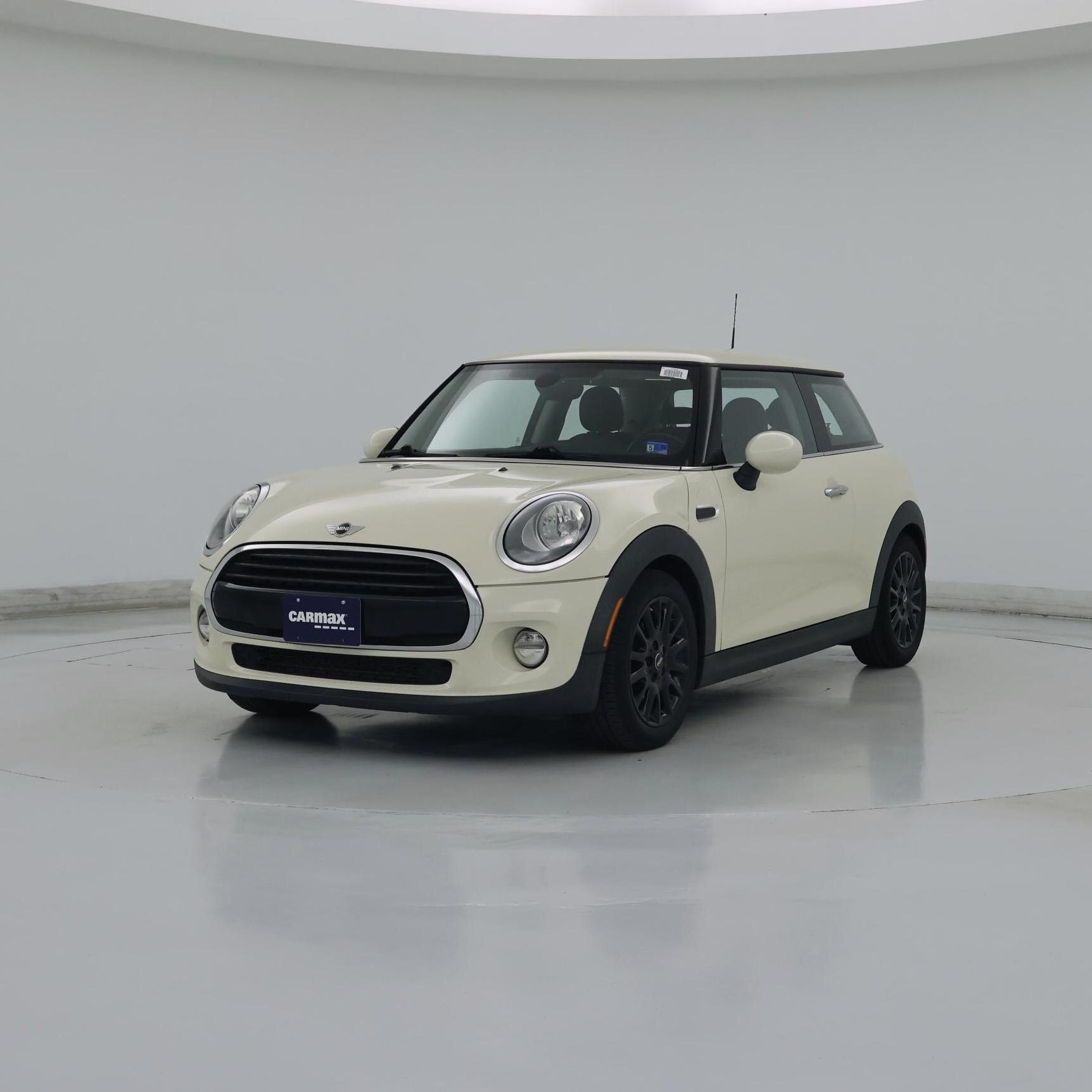 Thumbnail: 2018 MINI Cooper Hardtop - 4