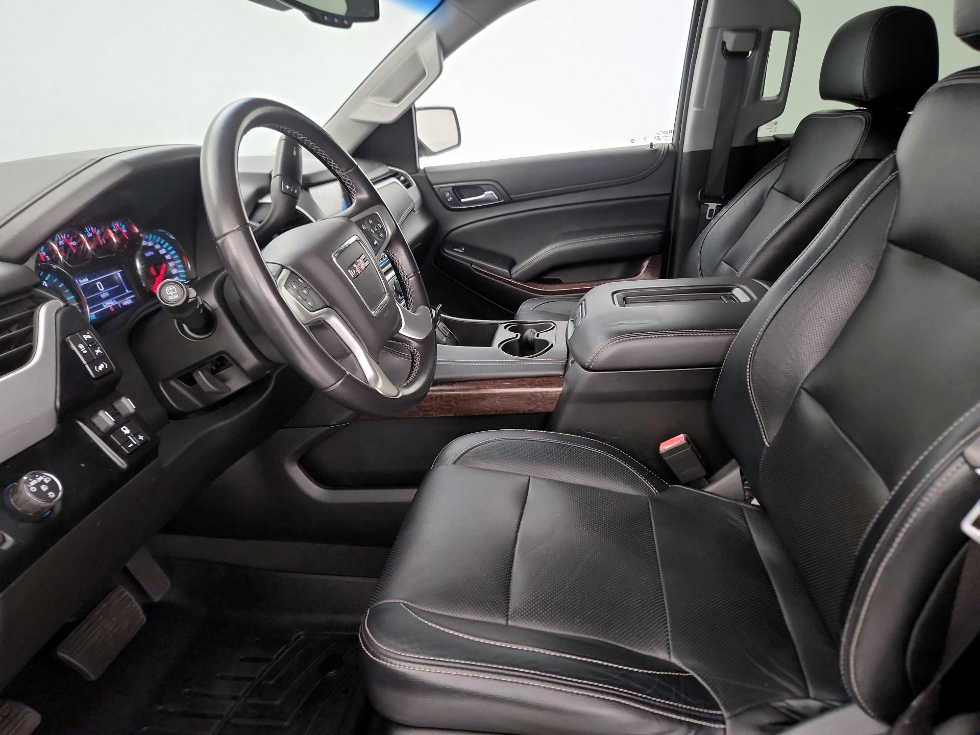 Thumbnail: 2020 GMC Yukon XL - 11