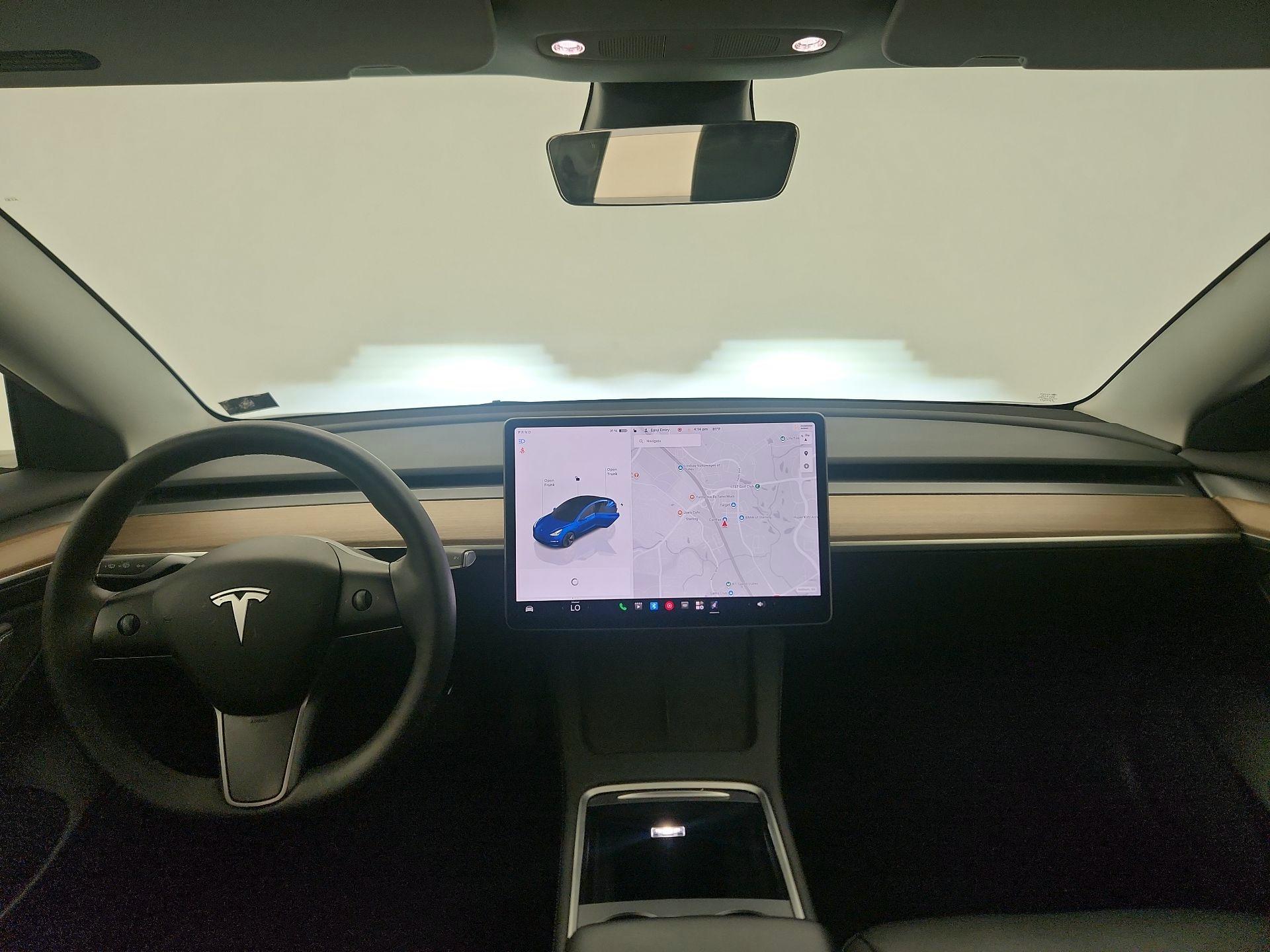 Thumbnail: 2023 Tesla Model 3 - 9