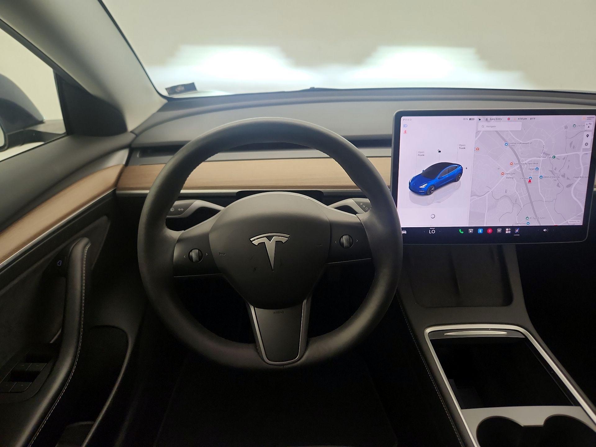 Thumbnail: 2023 Tesla Model 3 - 10