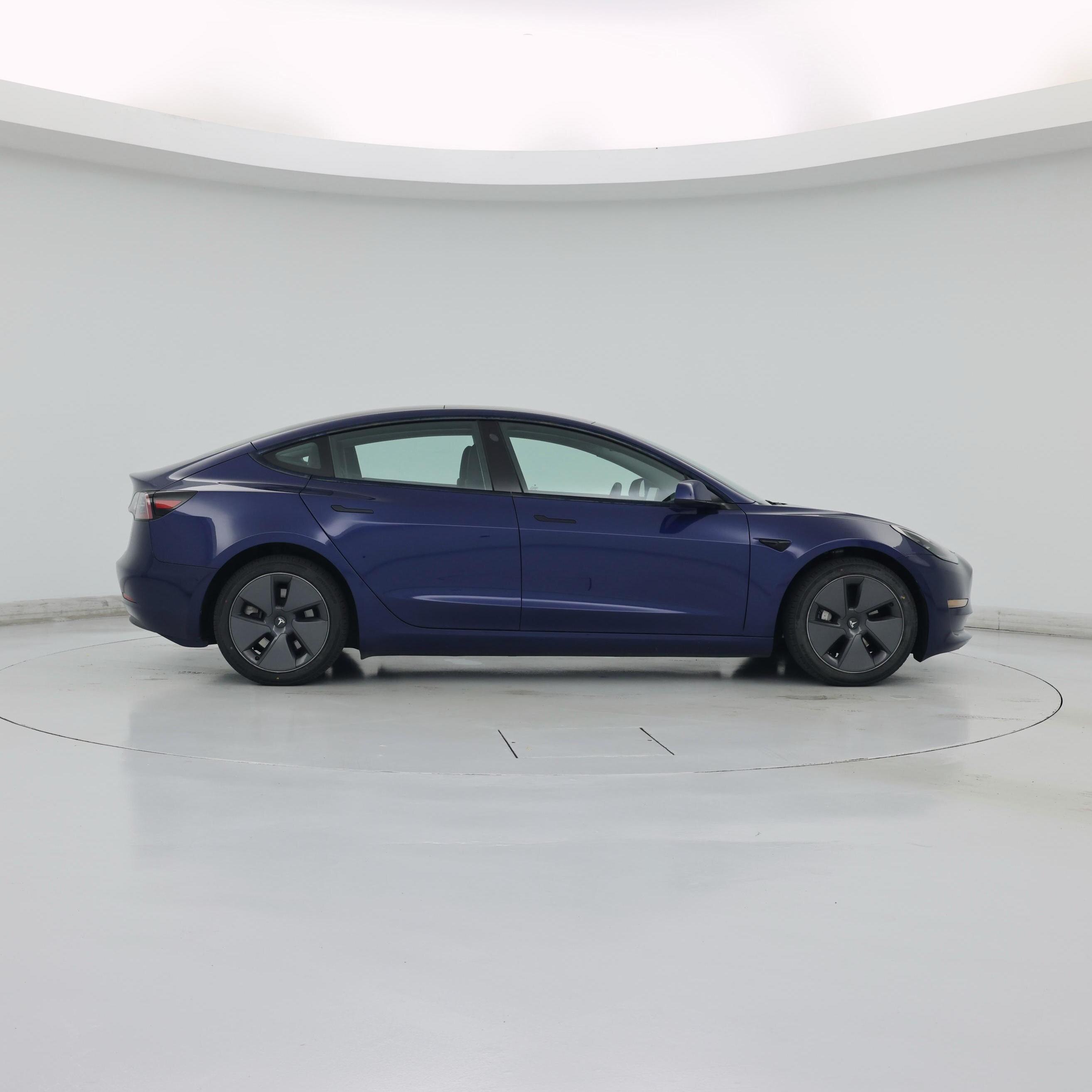 Thumbnail: 2023 Tesla Model 3 - 7