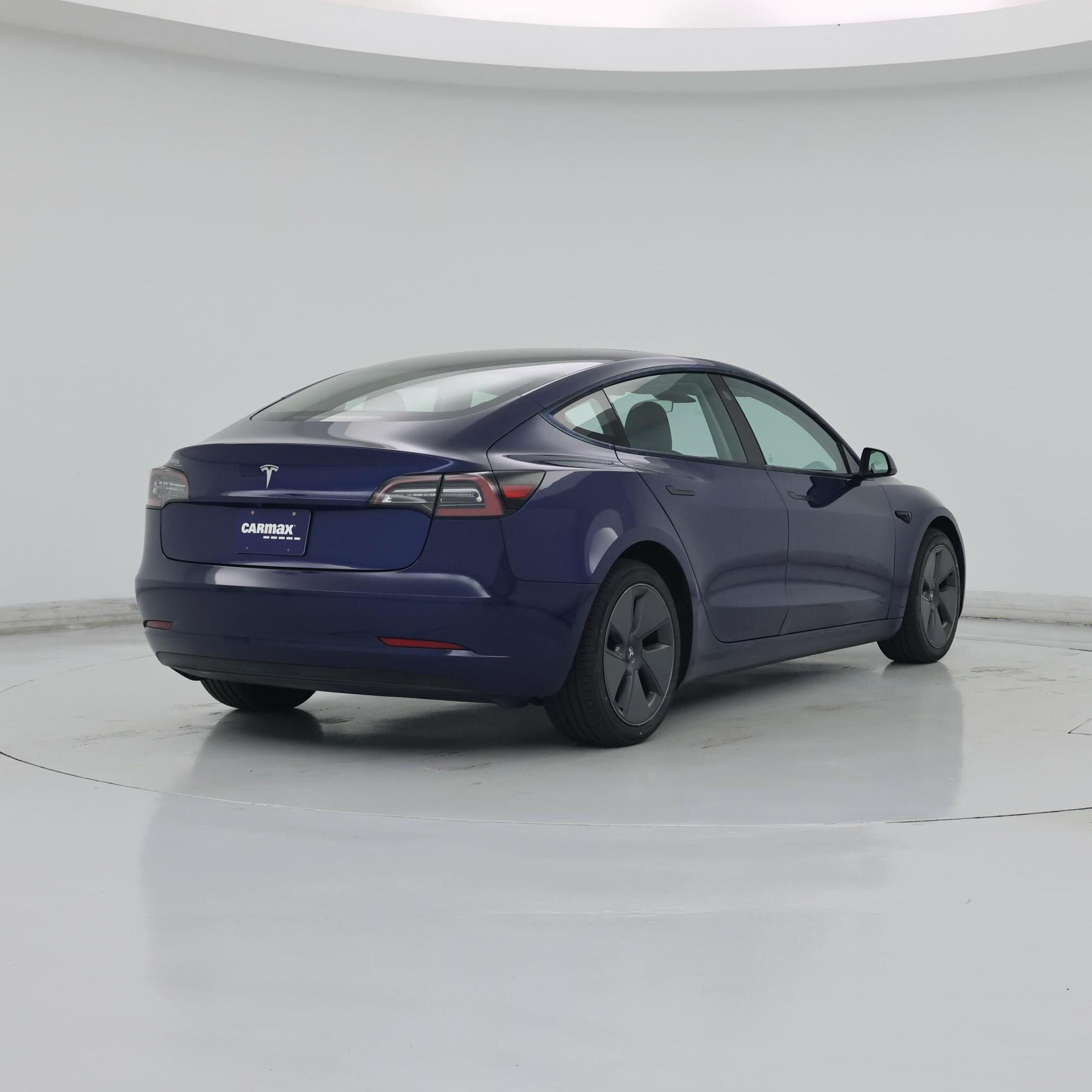 Thumbnail: 2023 Tesla Model 3 - 8