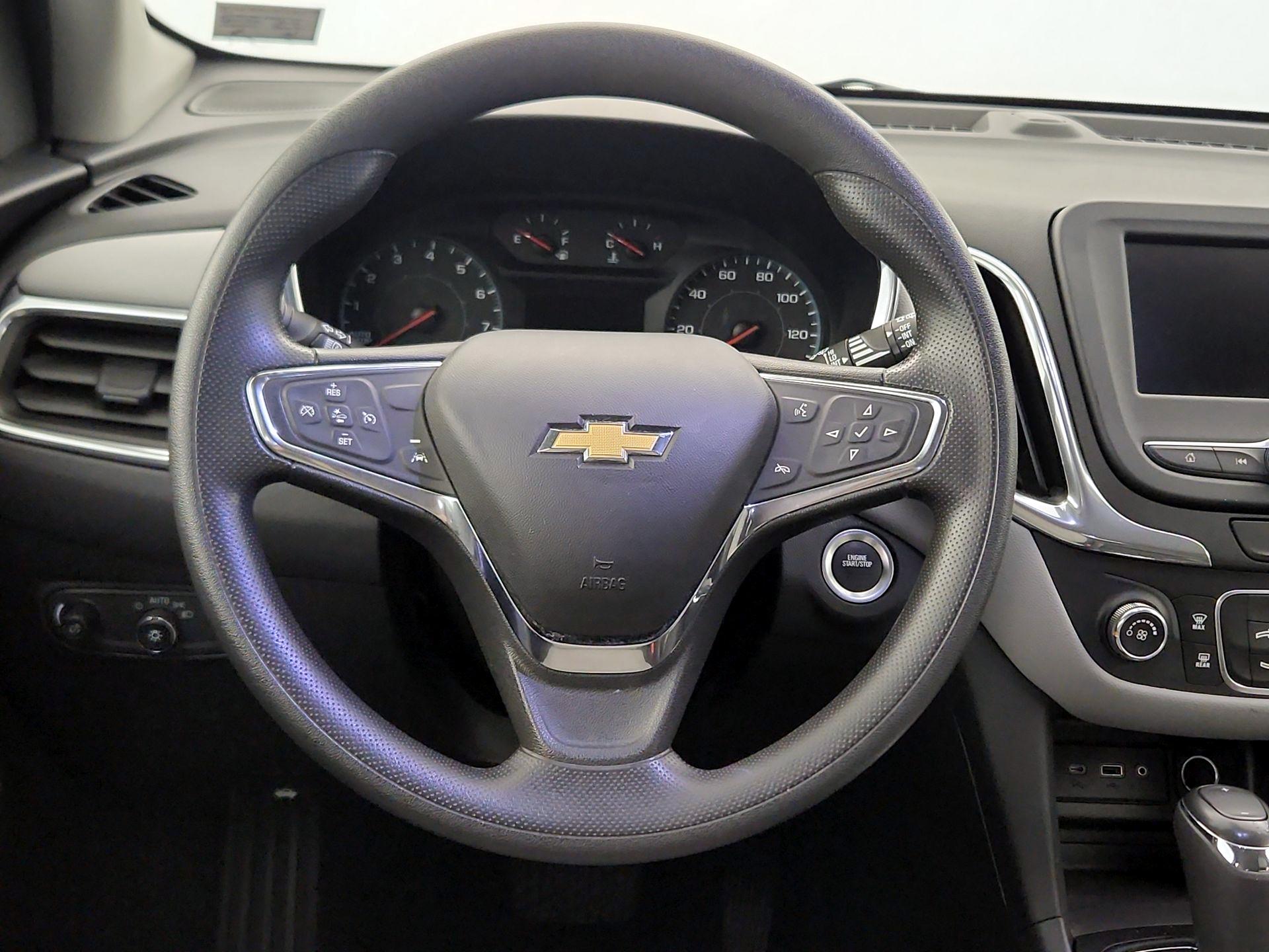 Thumbnail: 2020 Chevrolet Equinox - 10