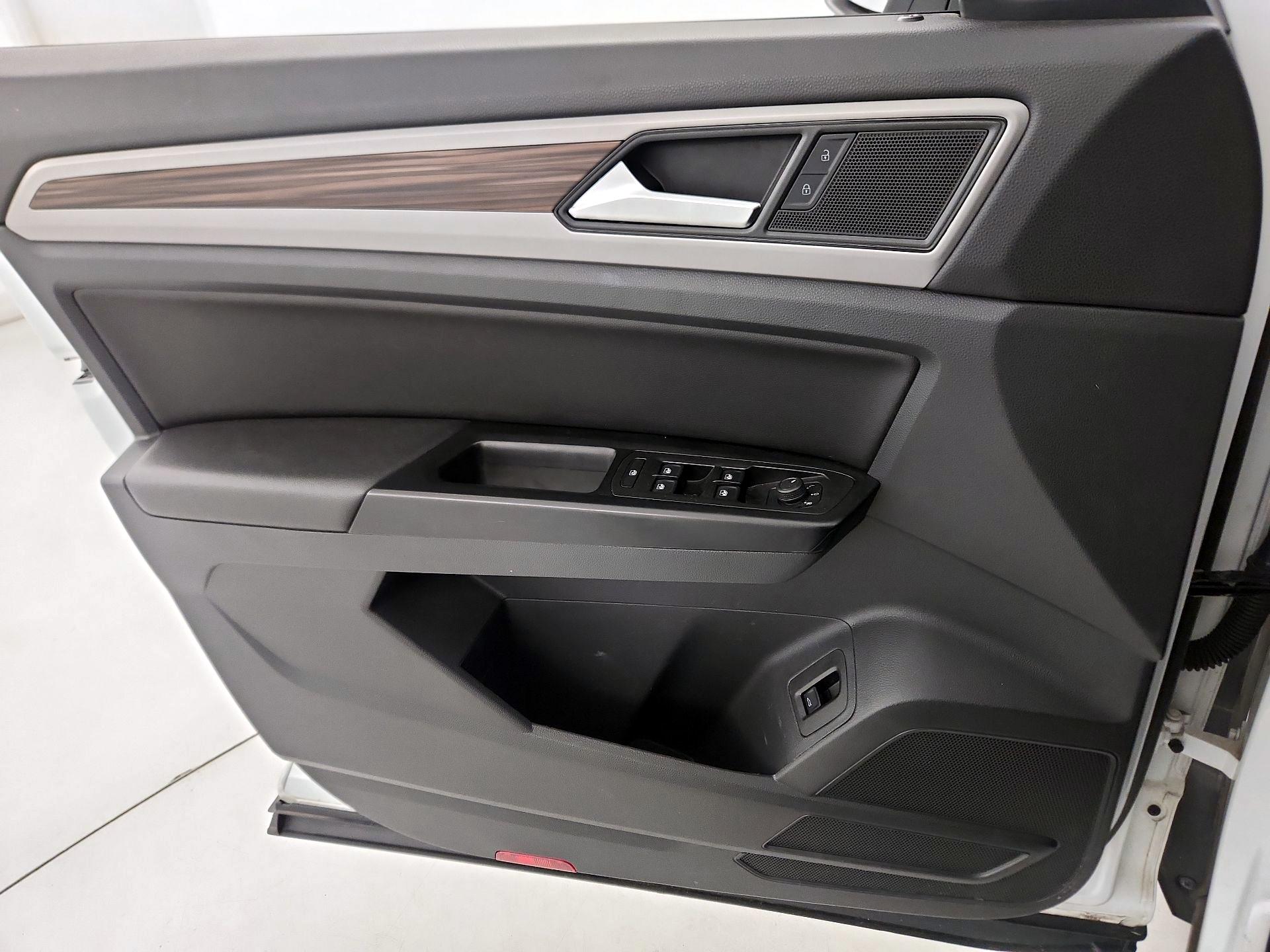 Thumbnail: 2021 Volkswagen Atlas - 12