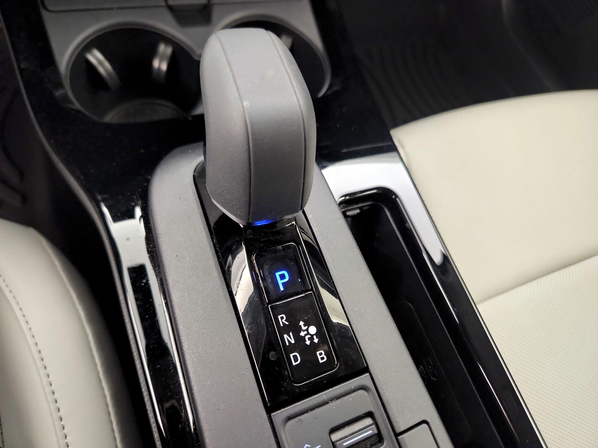 Thumbnail: 2025 Toyota Prius - 17