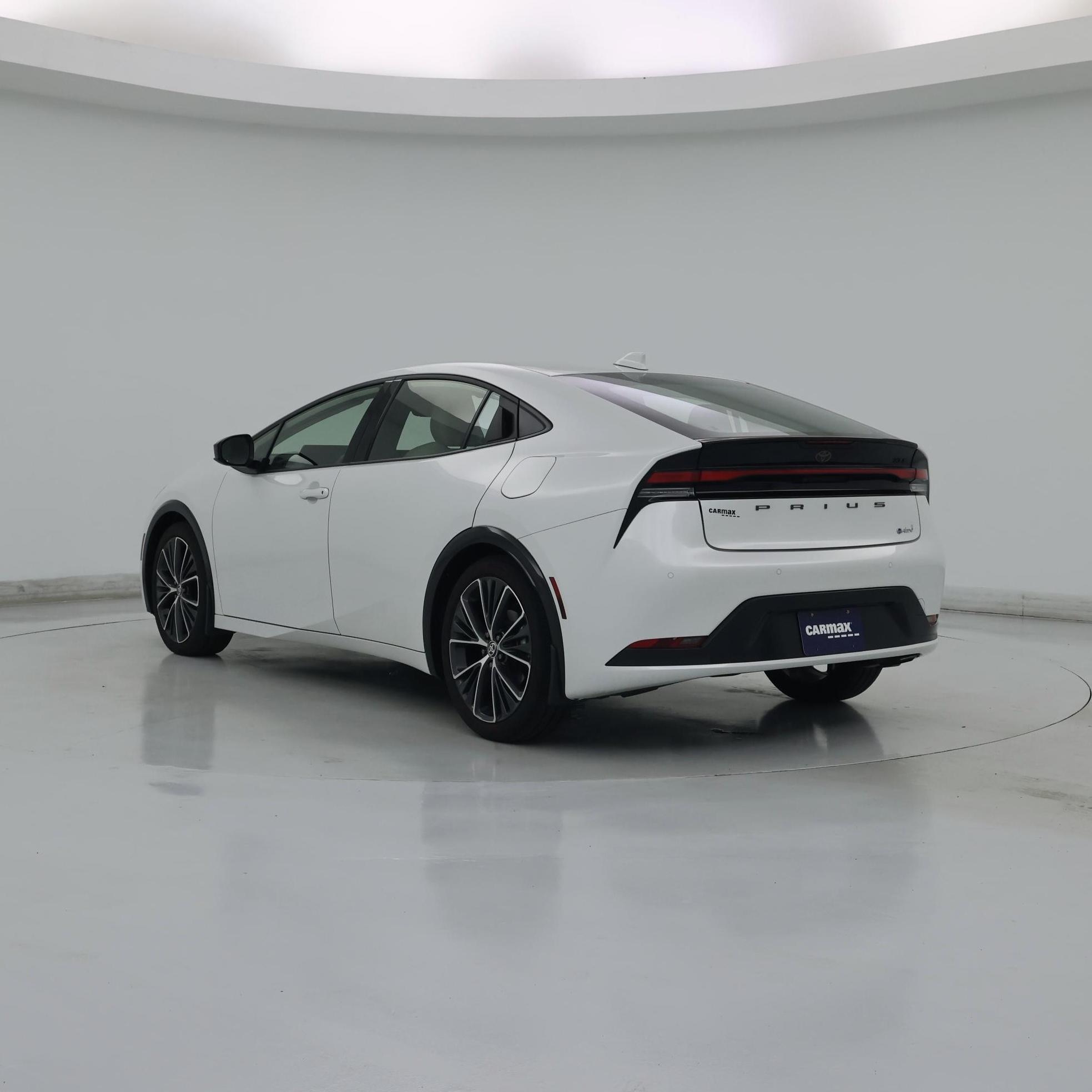 Thumbnail: 2025 Toyota Prius - 2