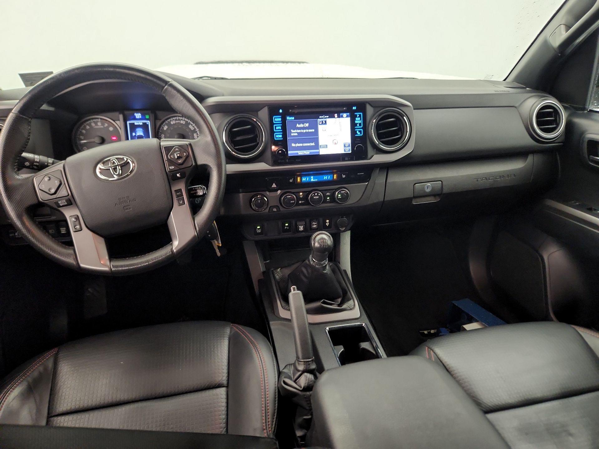 Thumbnail: 2019 Toyota Tacoma - 9