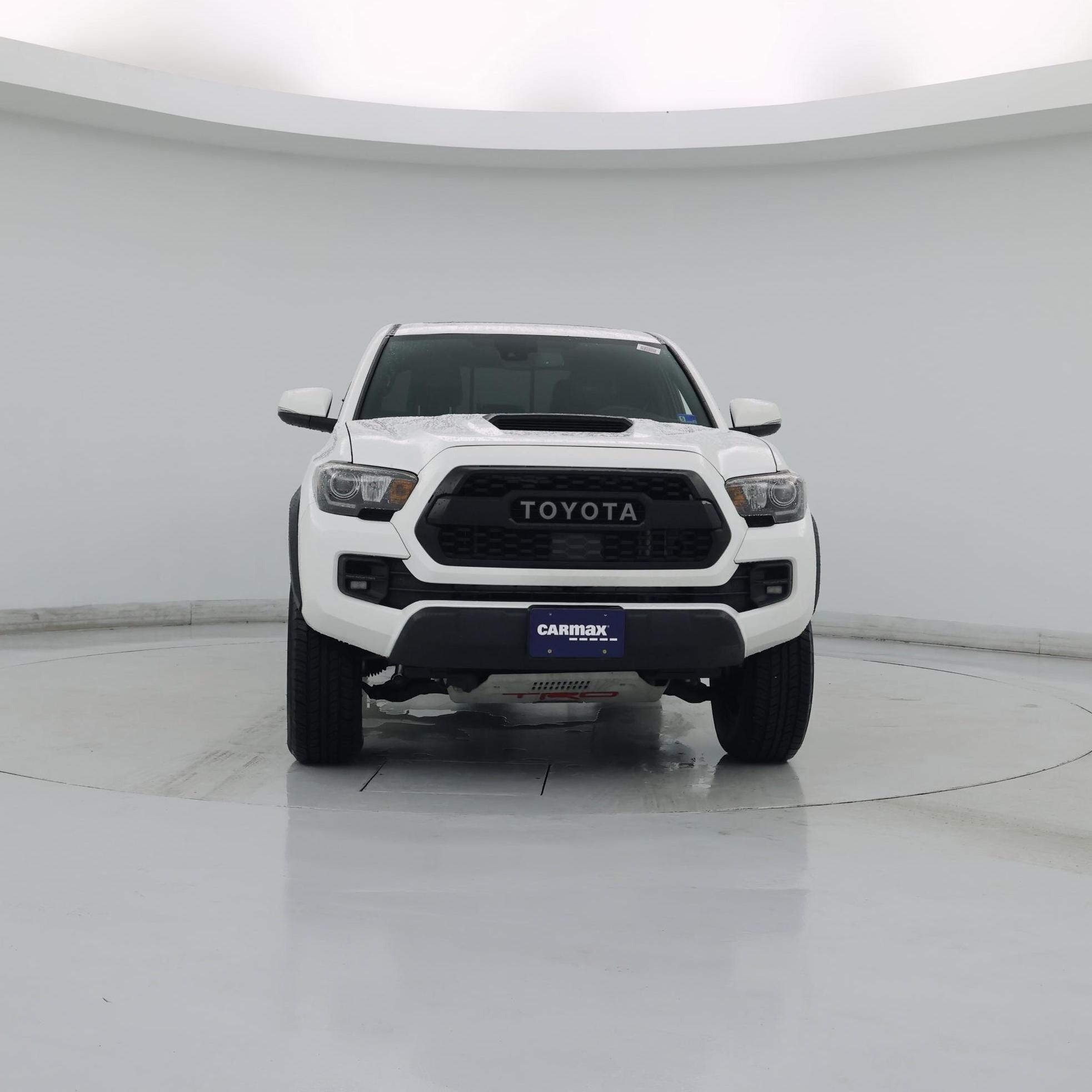 Thumbnail: 2019 Toyota Tacoma - 5