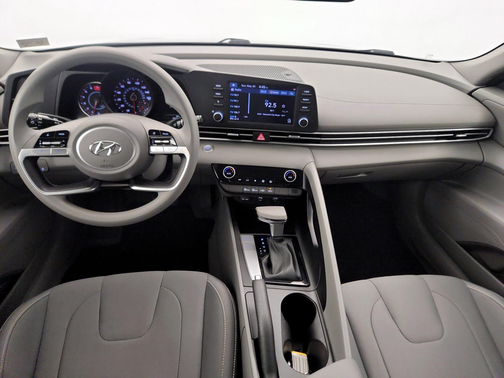 Thumbnail: 2023 Hyundai Elantra - 9