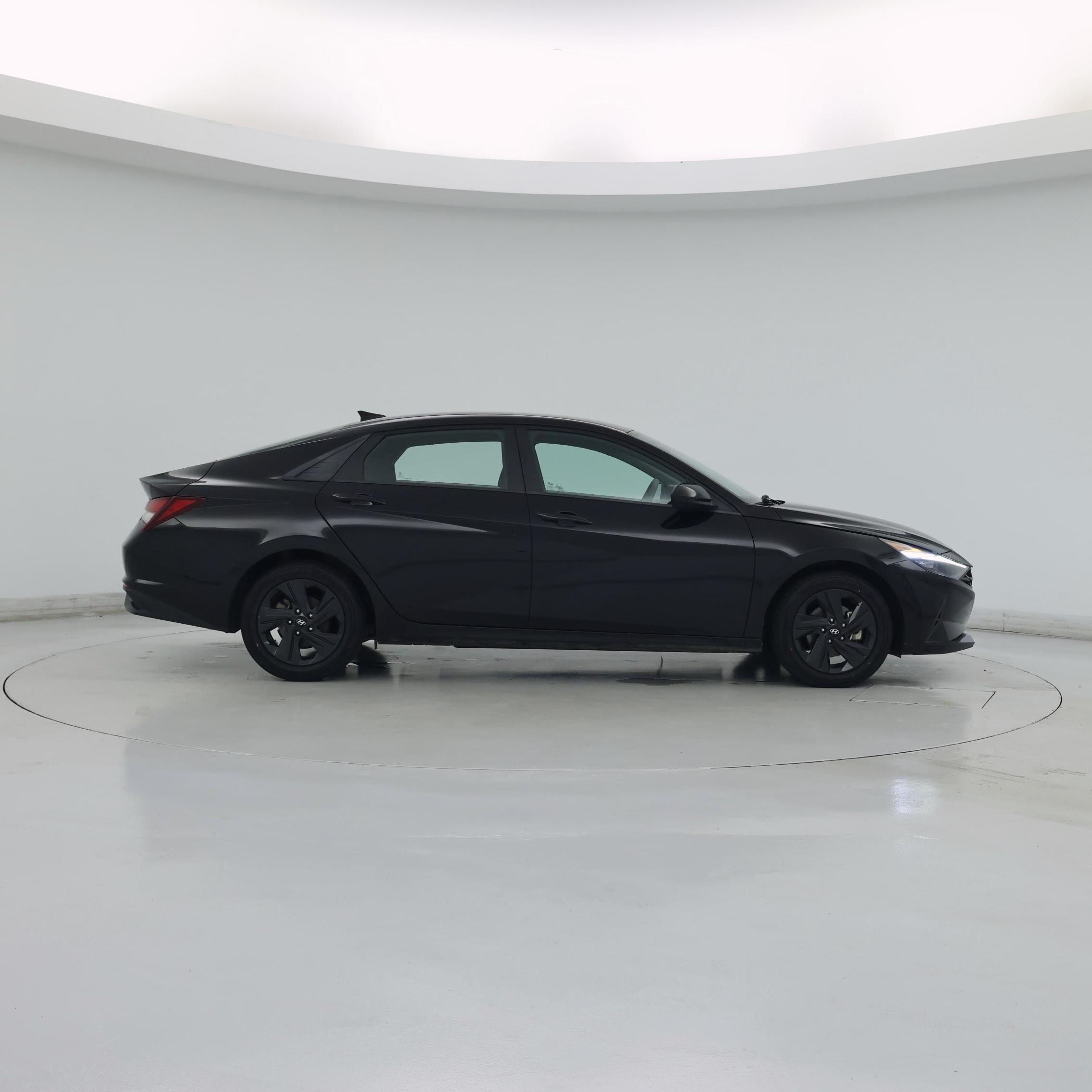 Thumbnail: 2023 Hyundai Elantra - 7