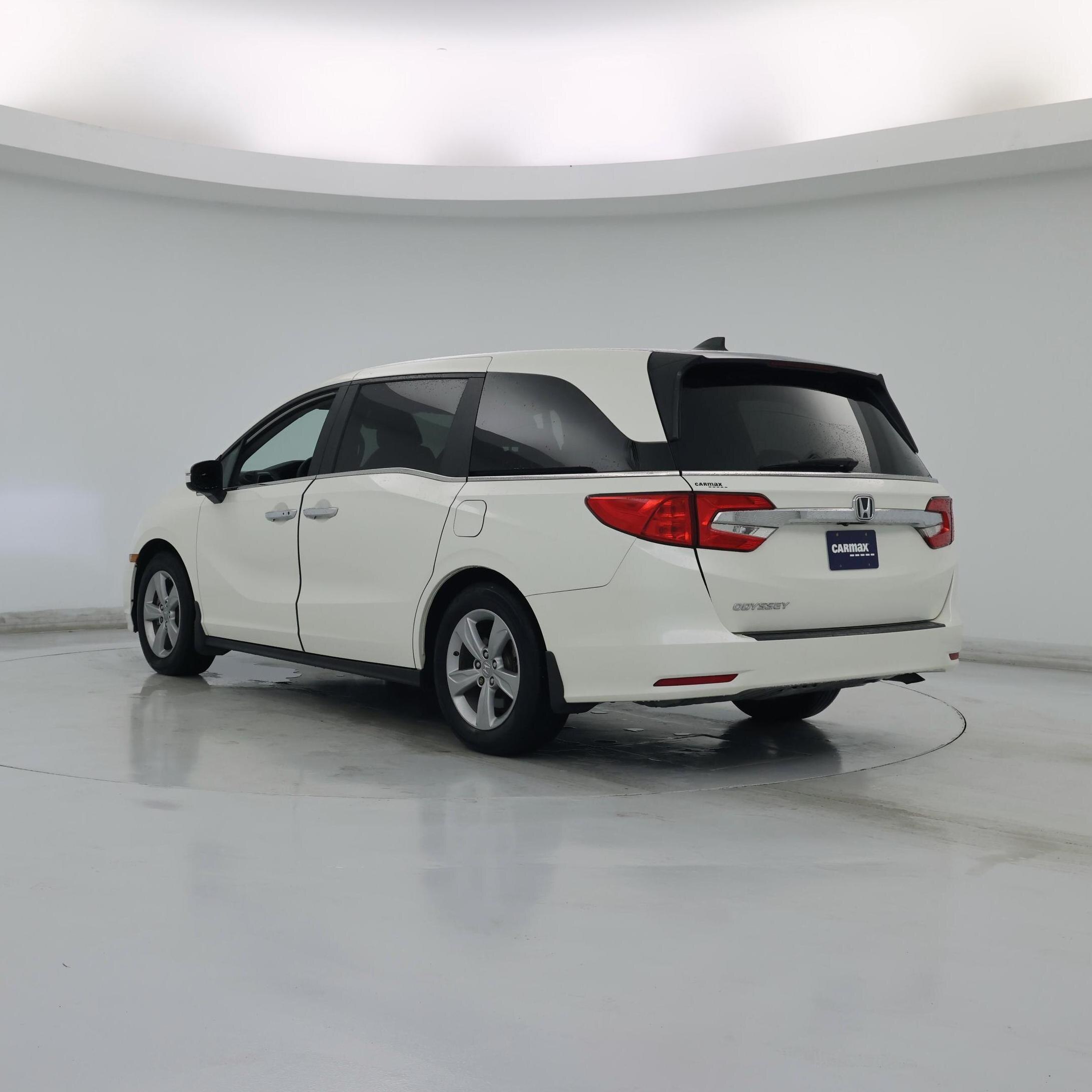 Thumbnail: 2019 Honda Odyssey - 2