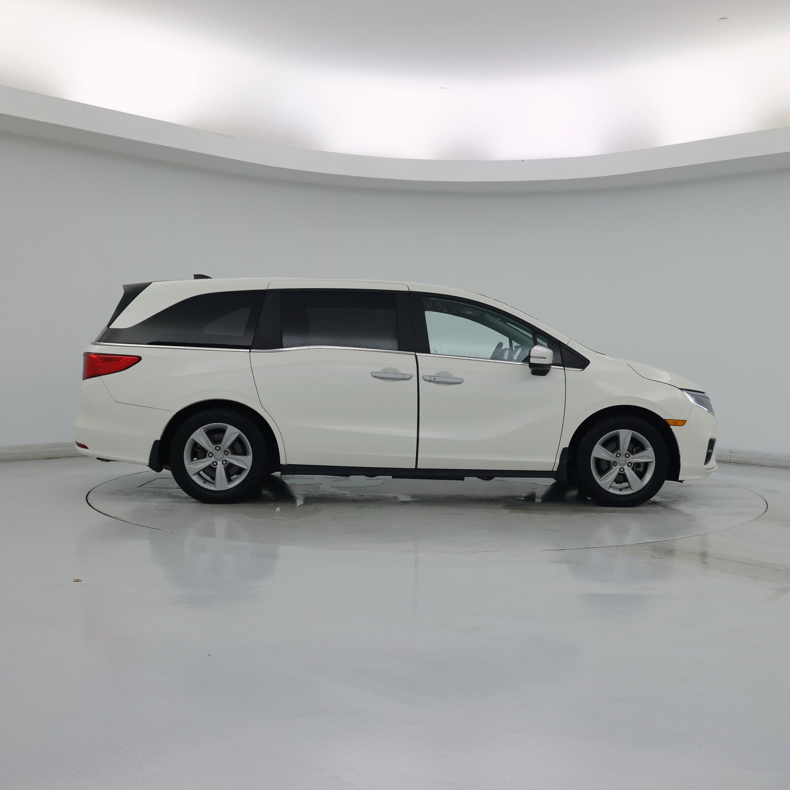 Thumbnail: 2019 Honda Odyssey - 7