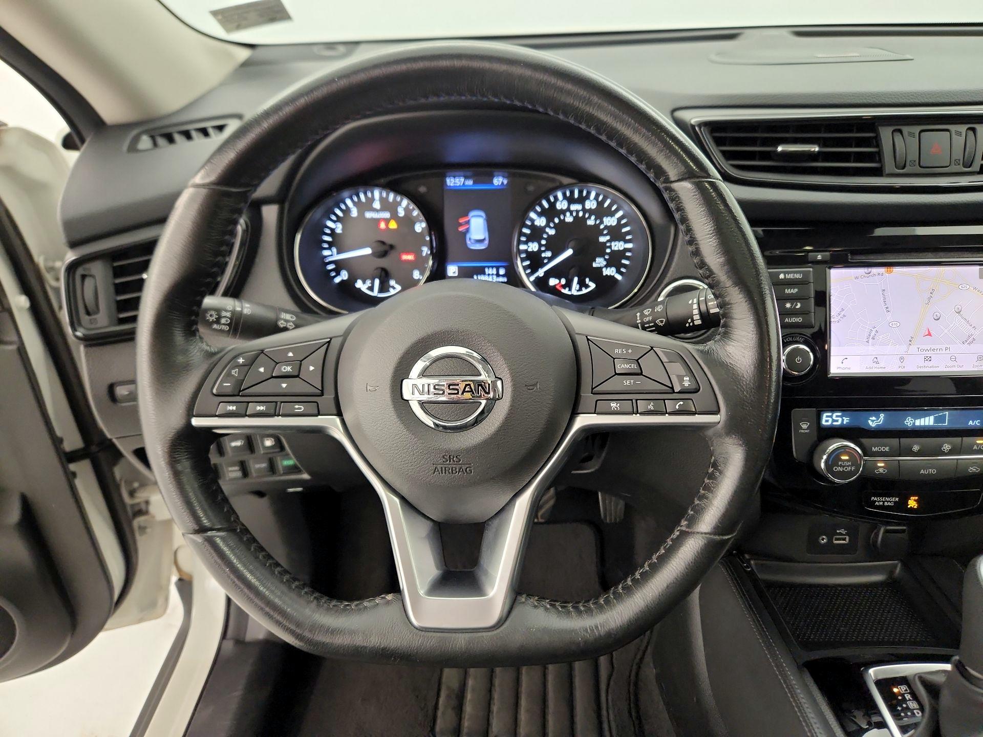 Thumbnail: 2018 Nissan Rogue - 10
