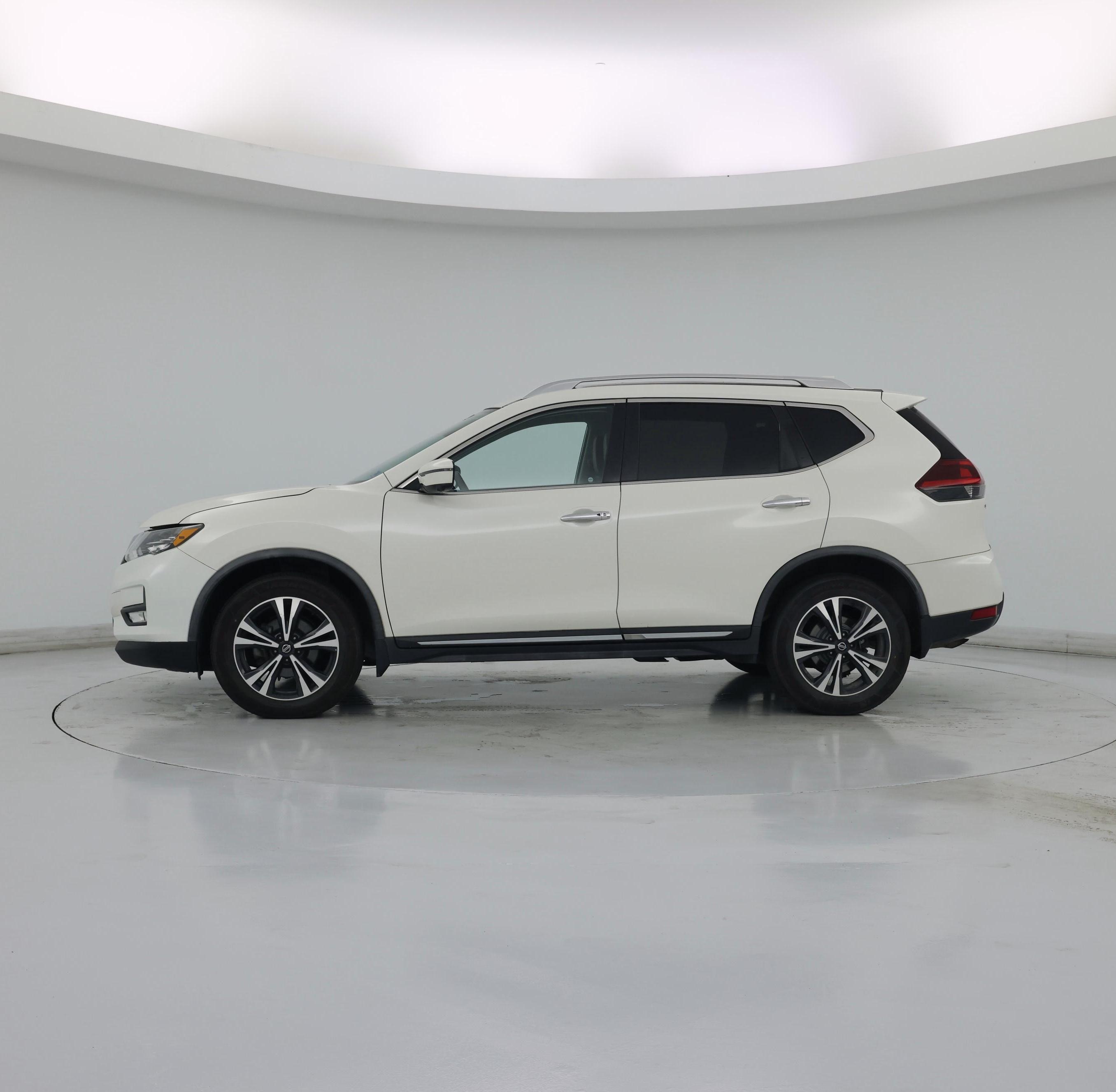 Thumbnail: 2018 Nissan Rogue - 3