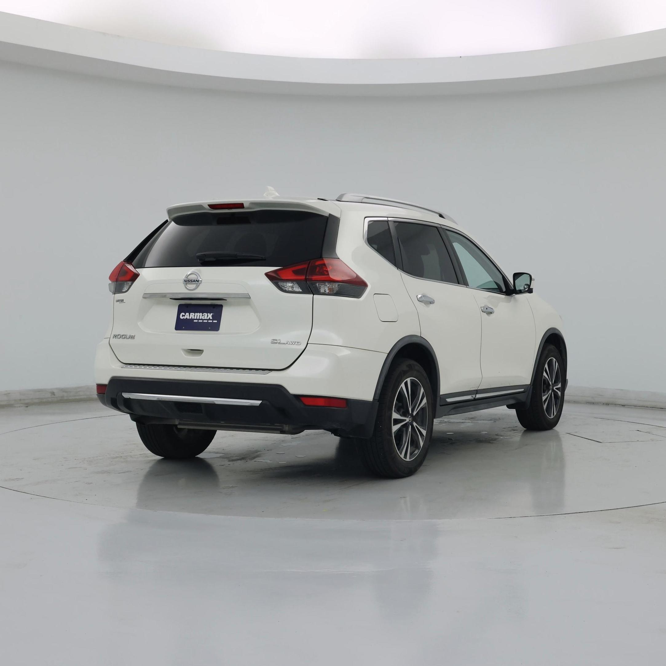 Thumbnail: 2018 Nissan Rogue - 8