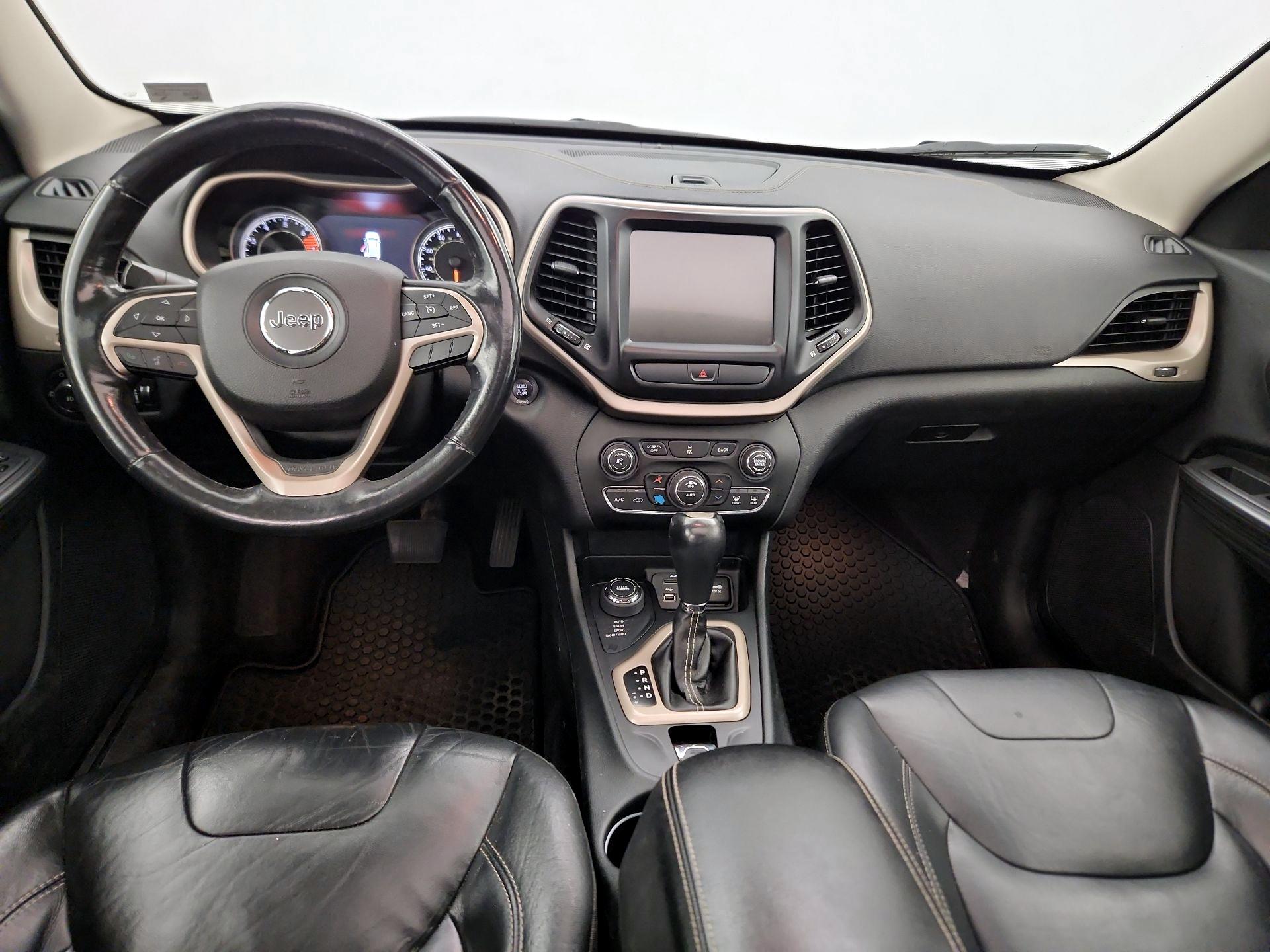 Thumbnail: 2016 Jeep Cherokee - 9
