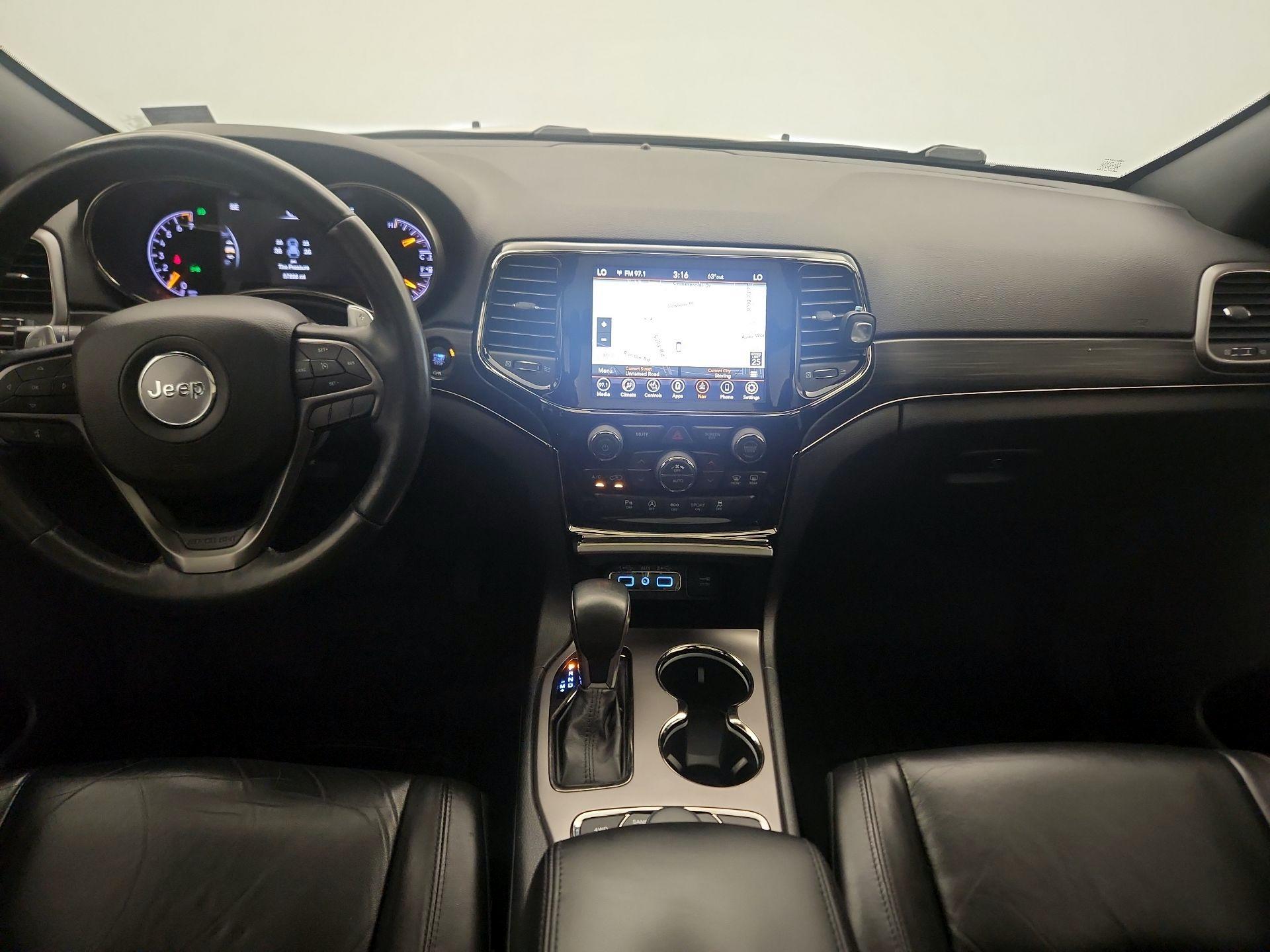 Thumbnail: 2020 Jeep Grand Cherokee - 9