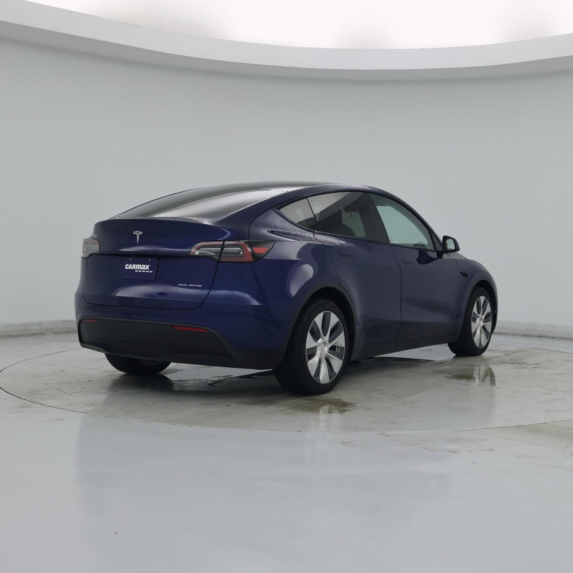 Thumbnail: 2023 Tesla Model Y - 8