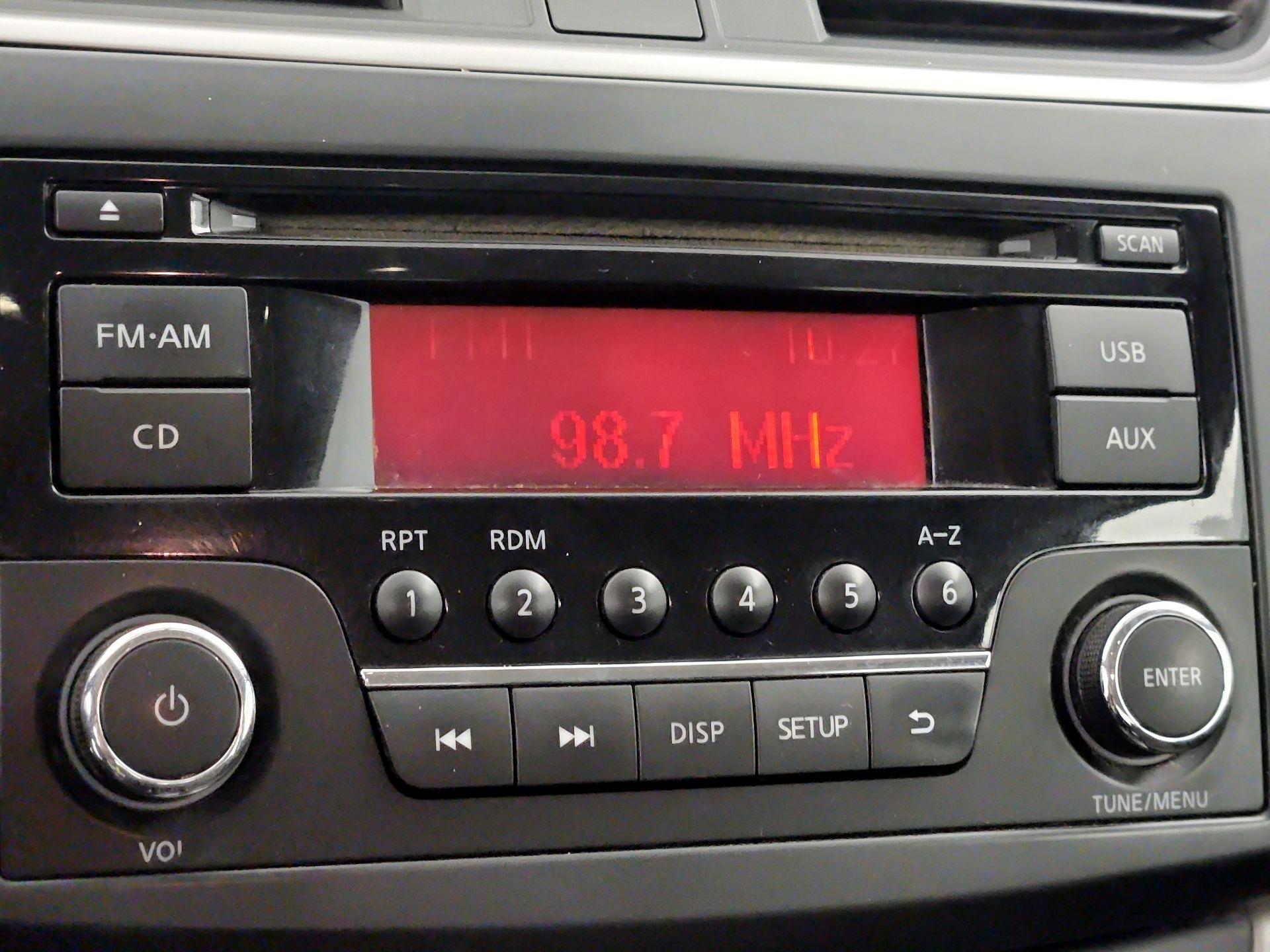 Thumbnail: 2015 Nissan Sentra - 14