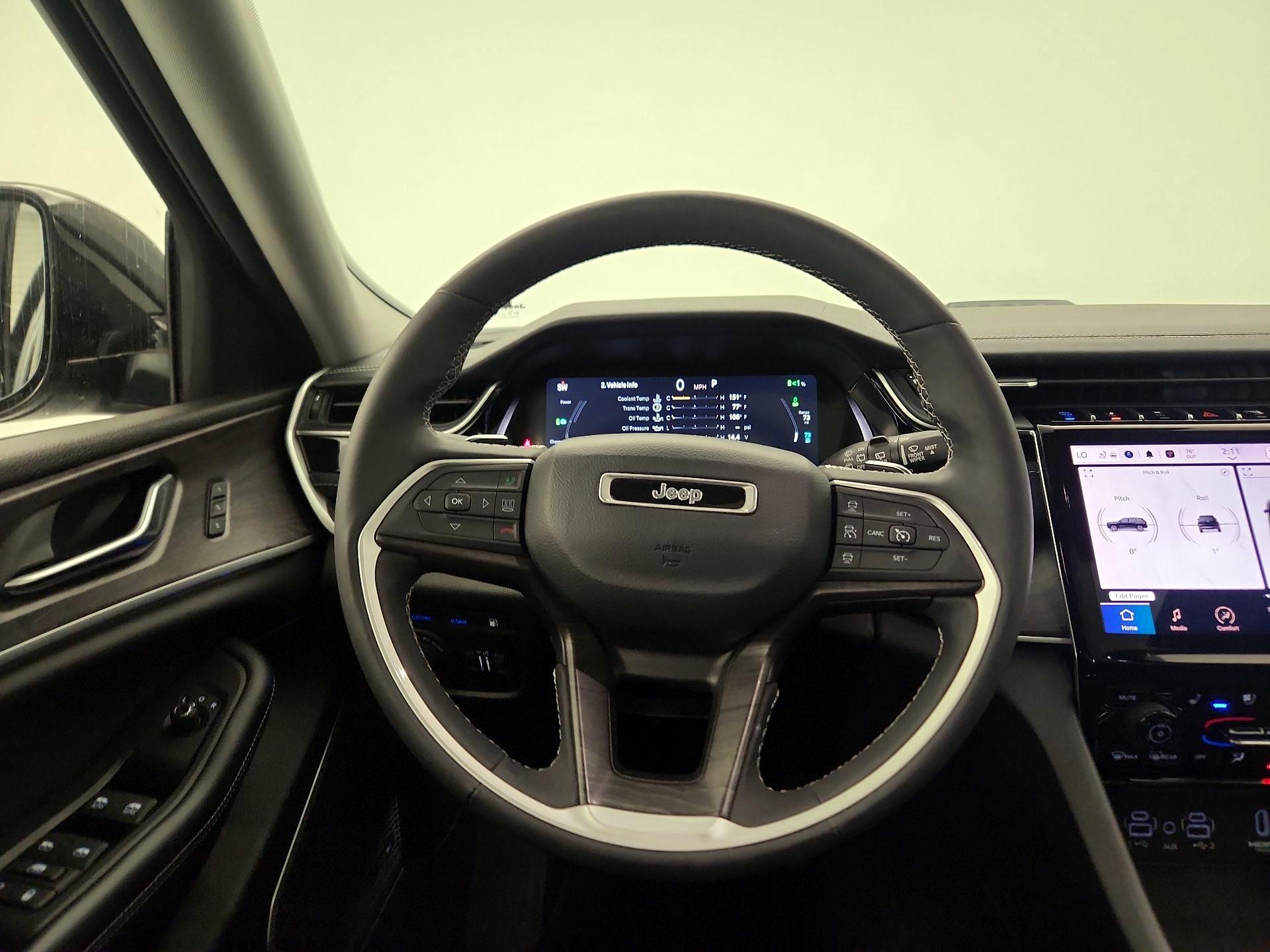 Thumbnail: 2022 Jeep Grand Cherokee - 10
