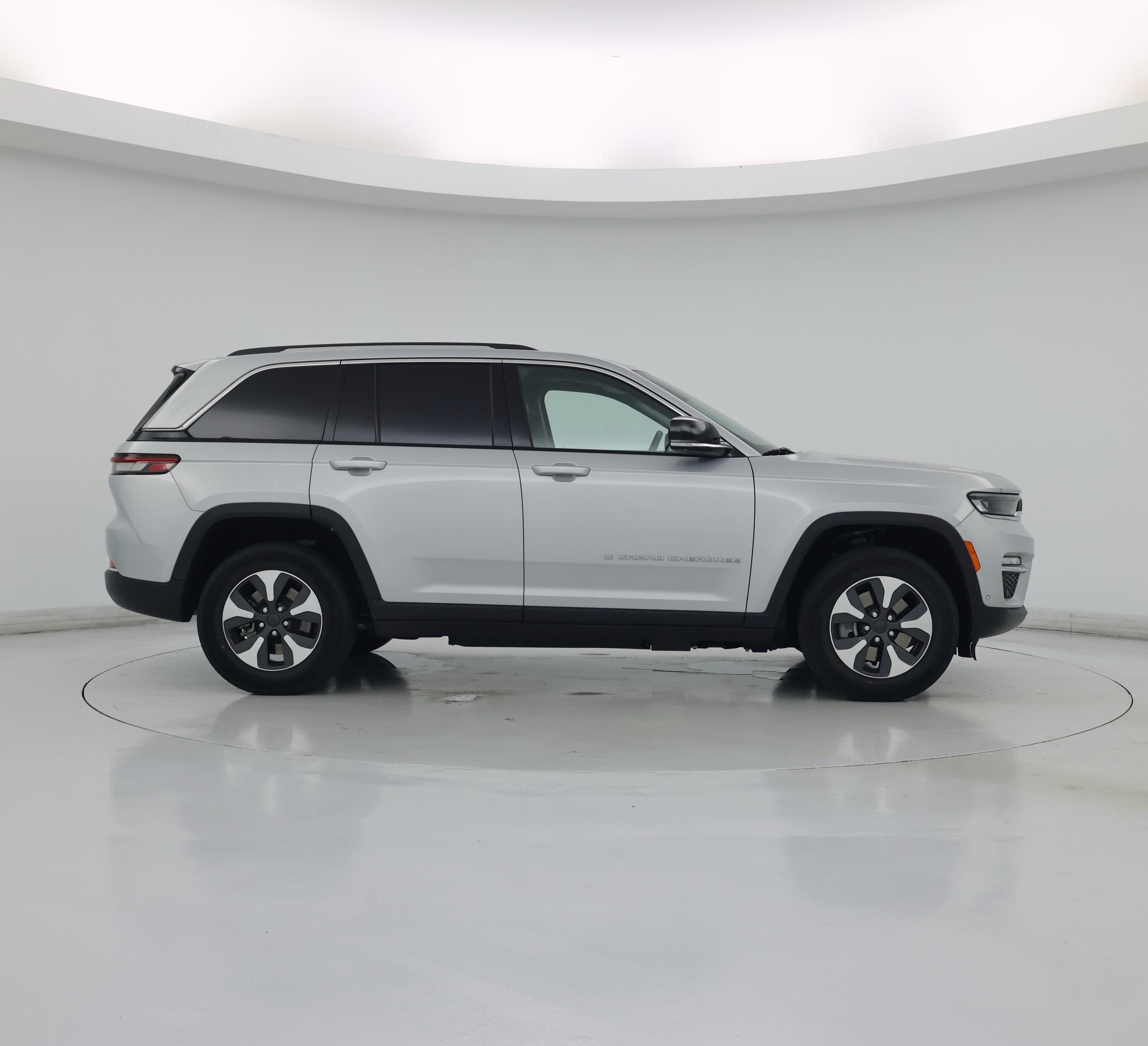Thumbnail: 2022 Jeep Grand Cherokee - 7