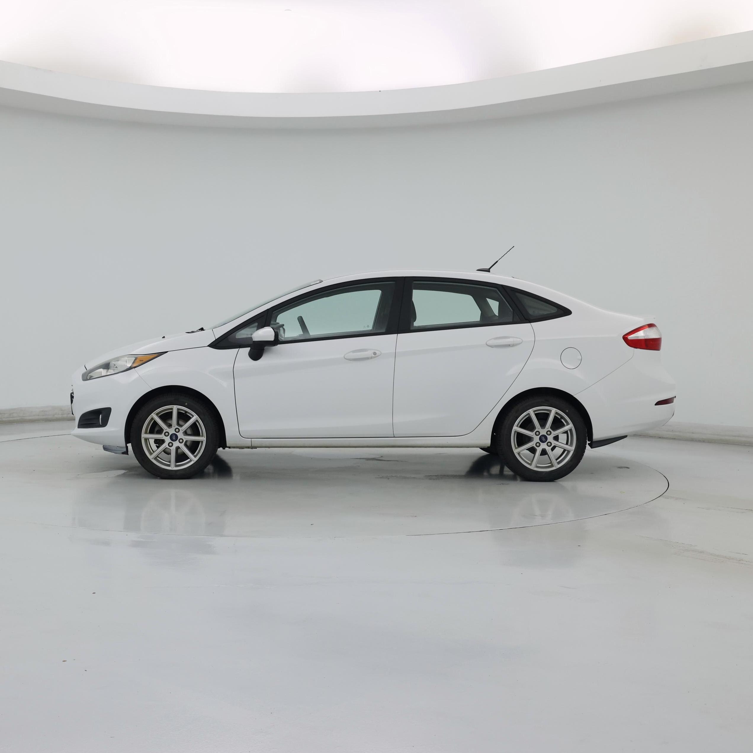 Thumbnail: 2019 Ford Fiesta - 3