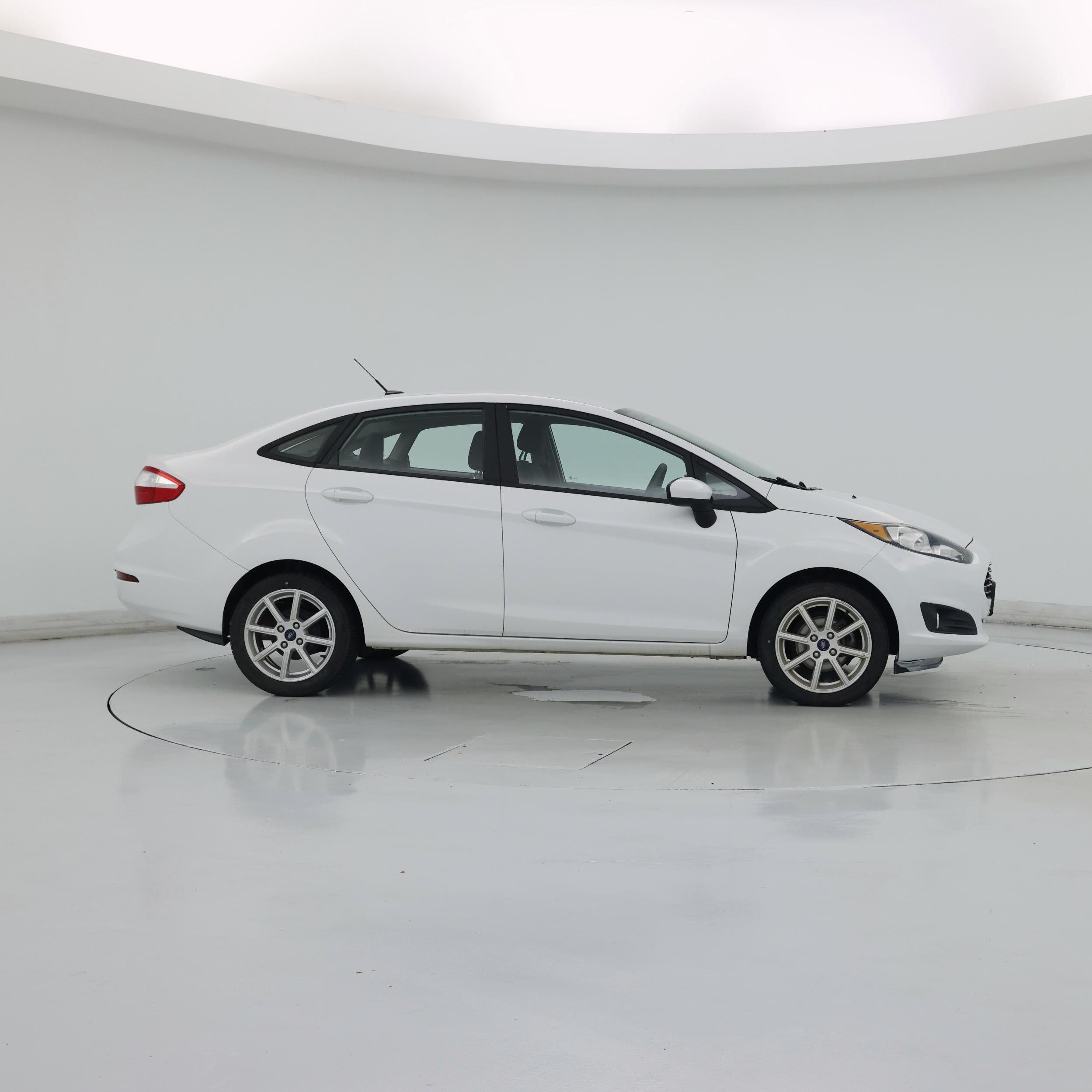 Thumbnail: 2019 Ford Fiesta - 7