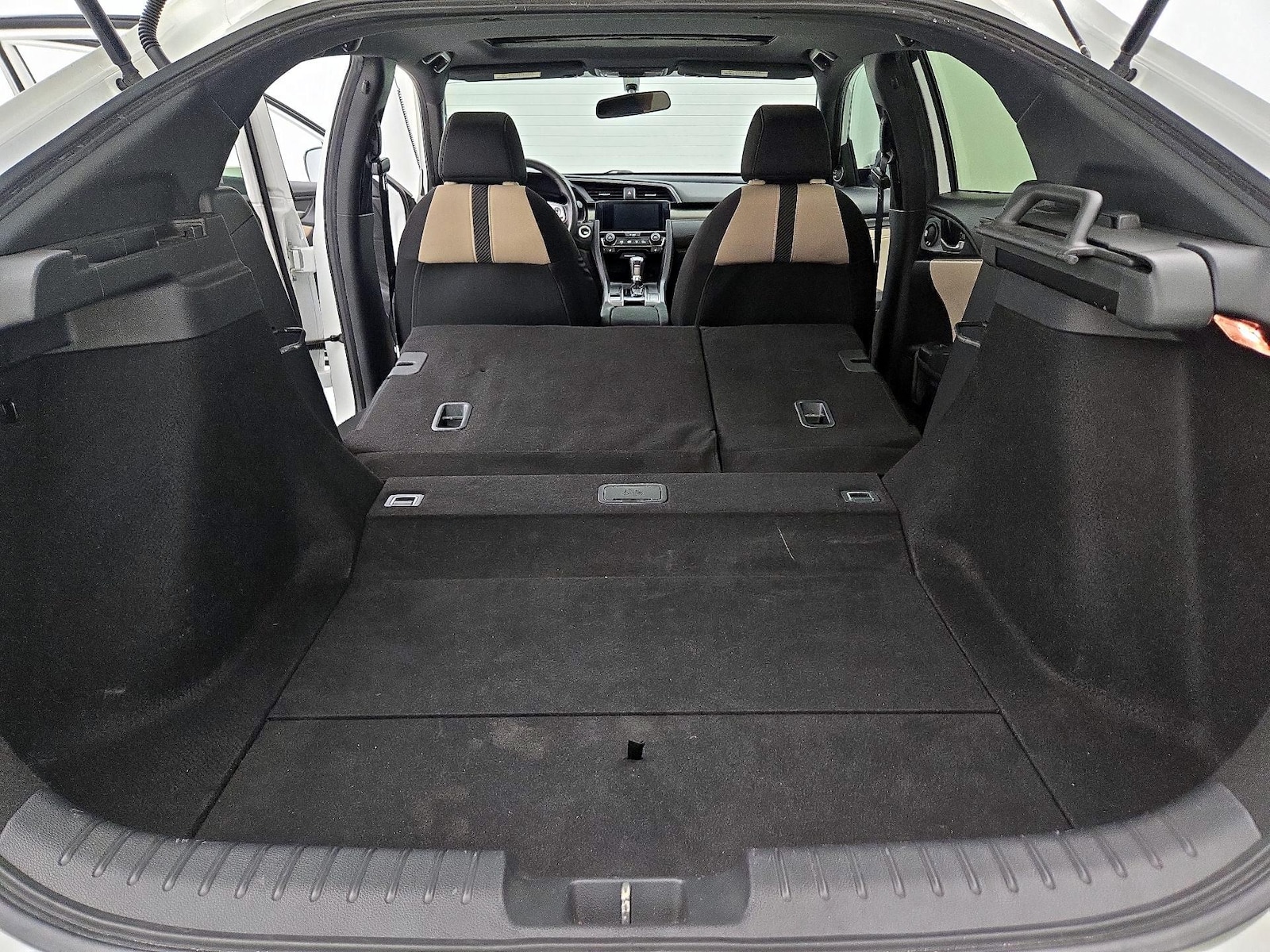 2018 Honda Civic Hatchback EX - Photo 23