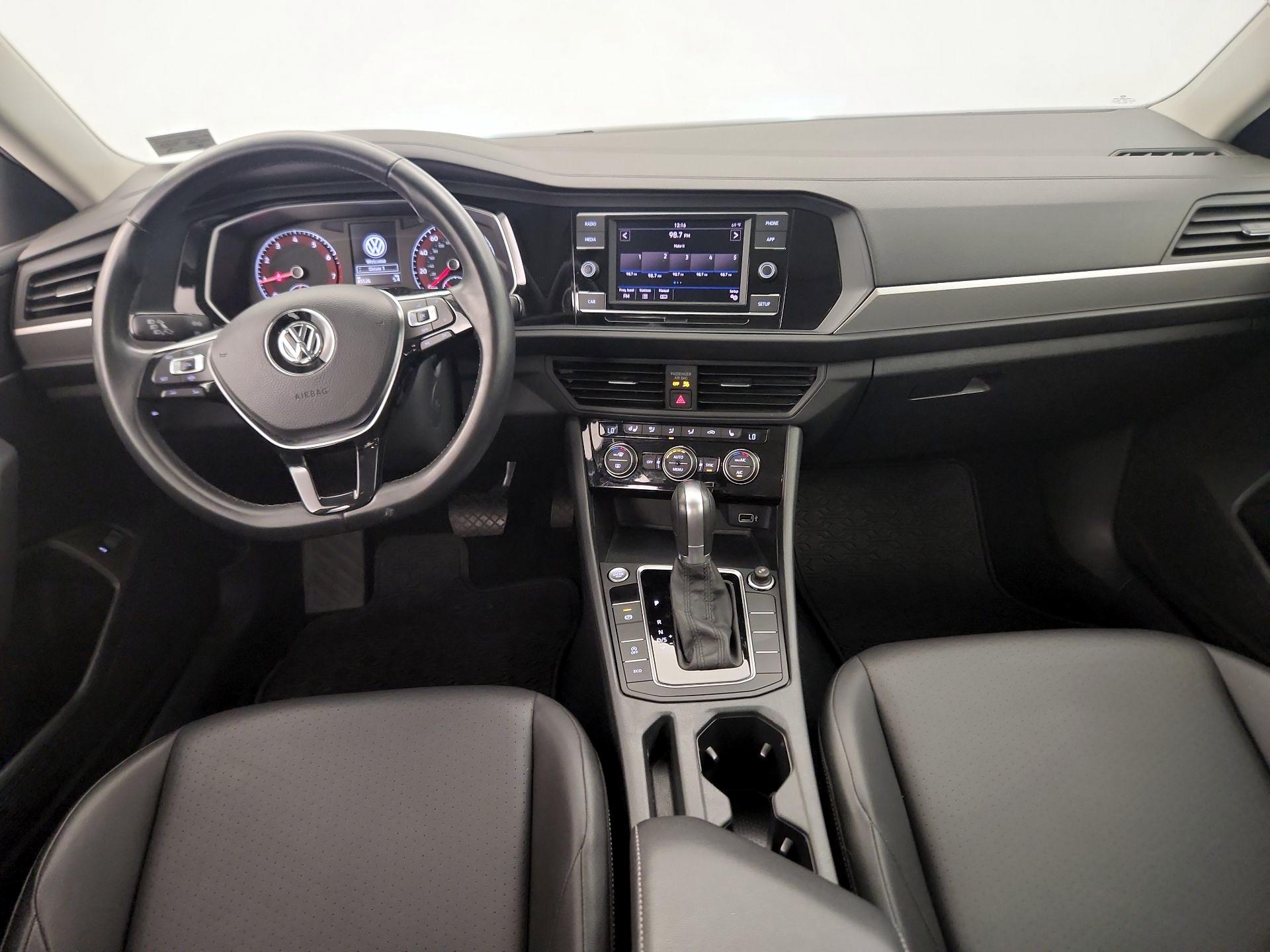 Thumbnail: 2019 Volkswagen Jetta - 9