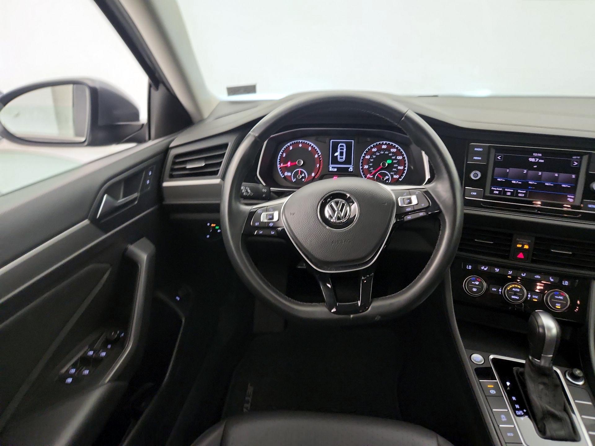 Thumbnail: 2019 Volkswagen Jetta - 10