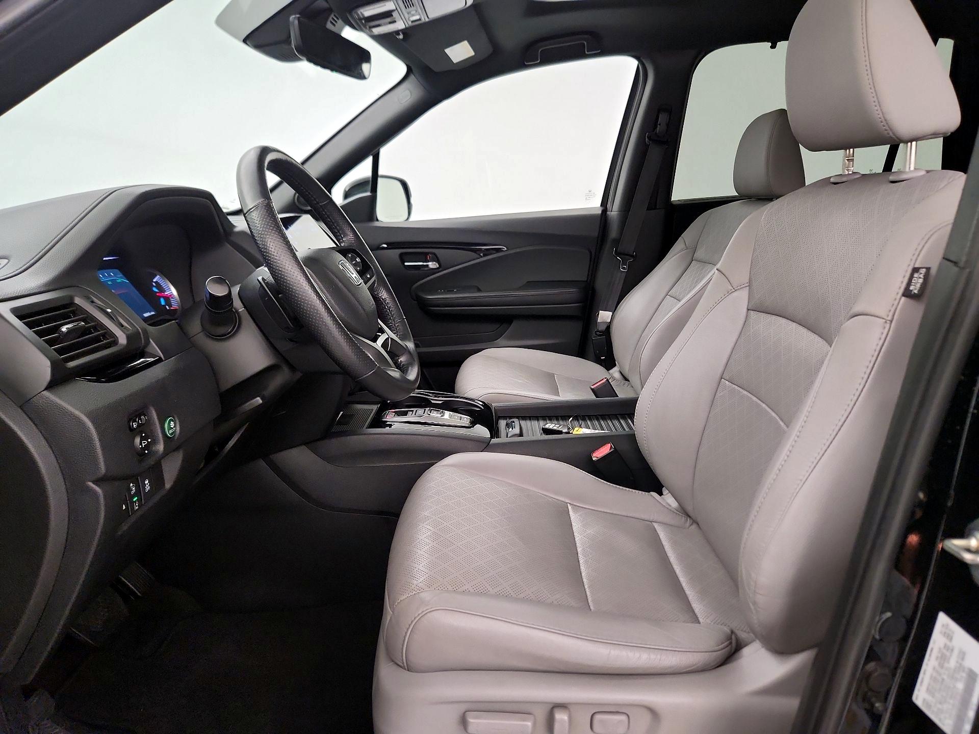 Thumbnail: 2020 Honda Passport - 11