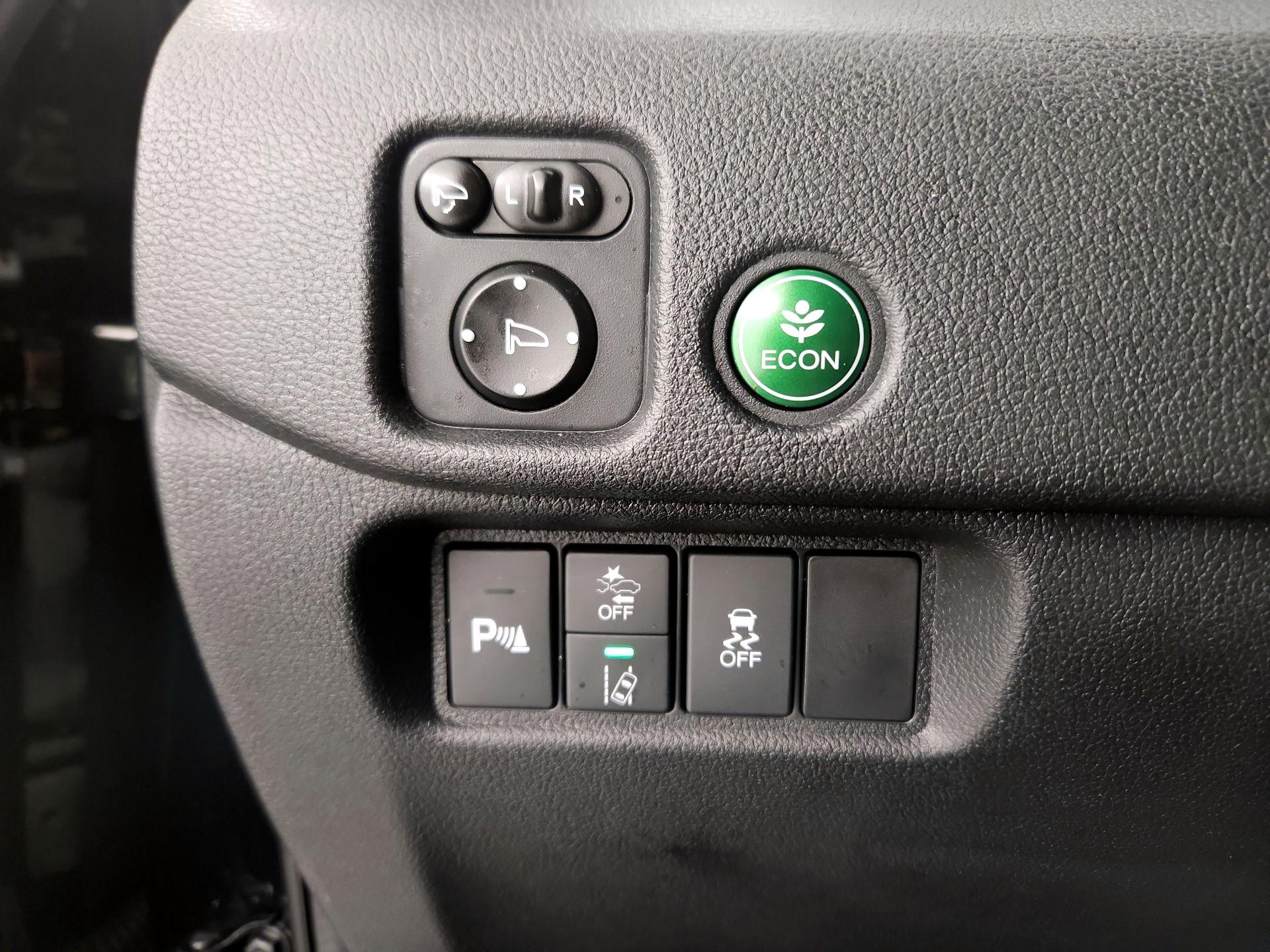 Thumbnail: 2020 Honda Passport - 13
