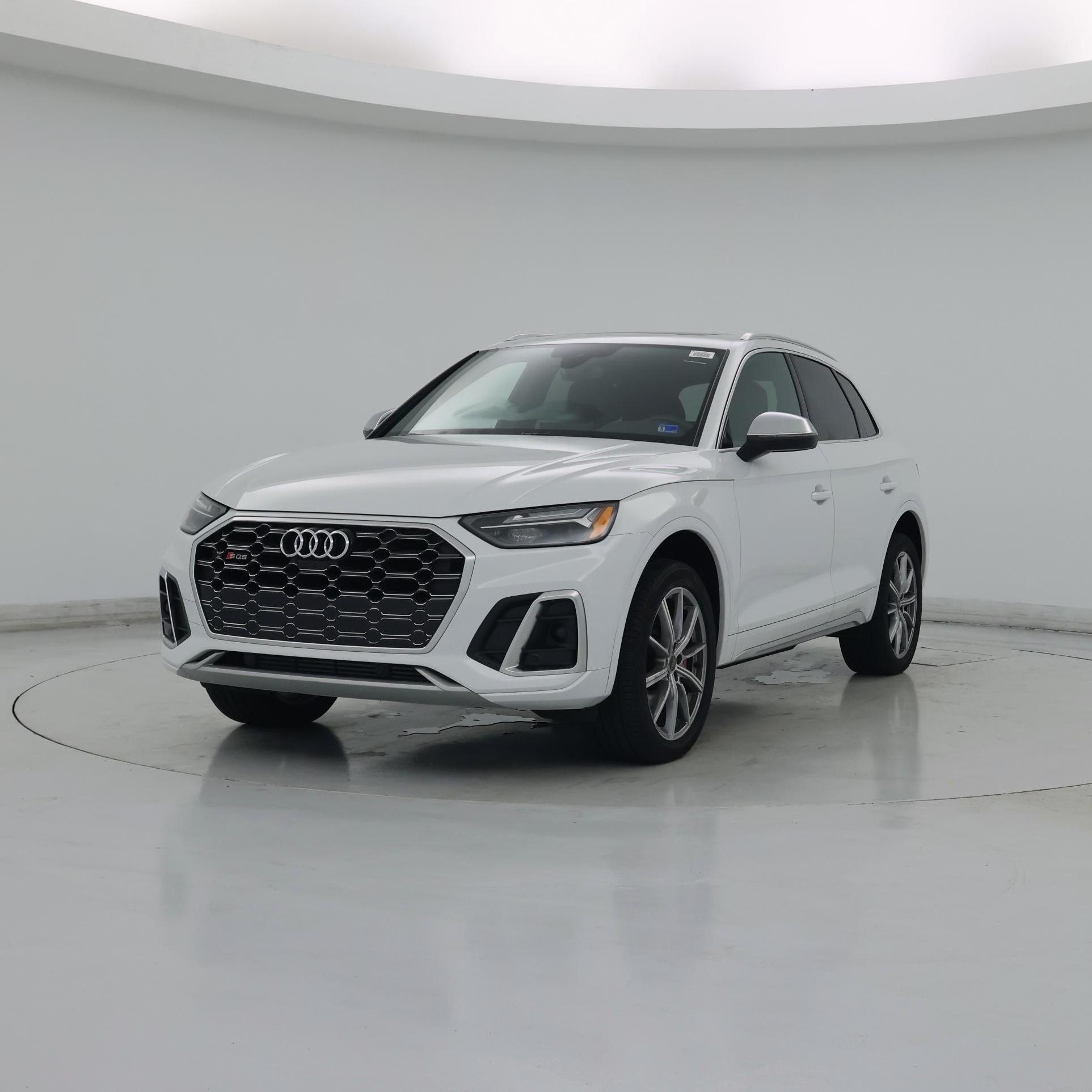 Thumbnail: 2024 Audi SQ5 - 4