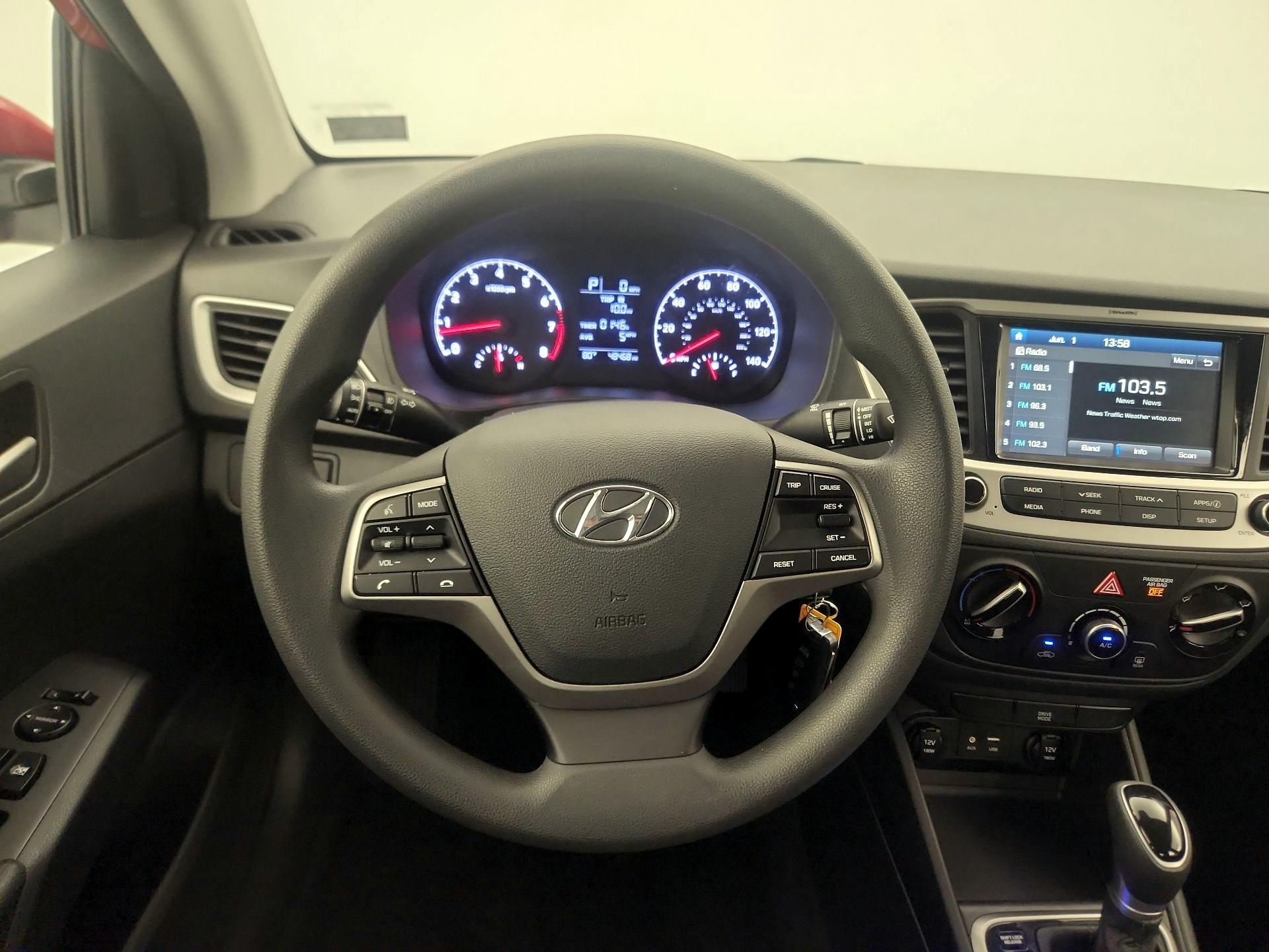 Thumbnail: 2022 Hyundai Accent - 10