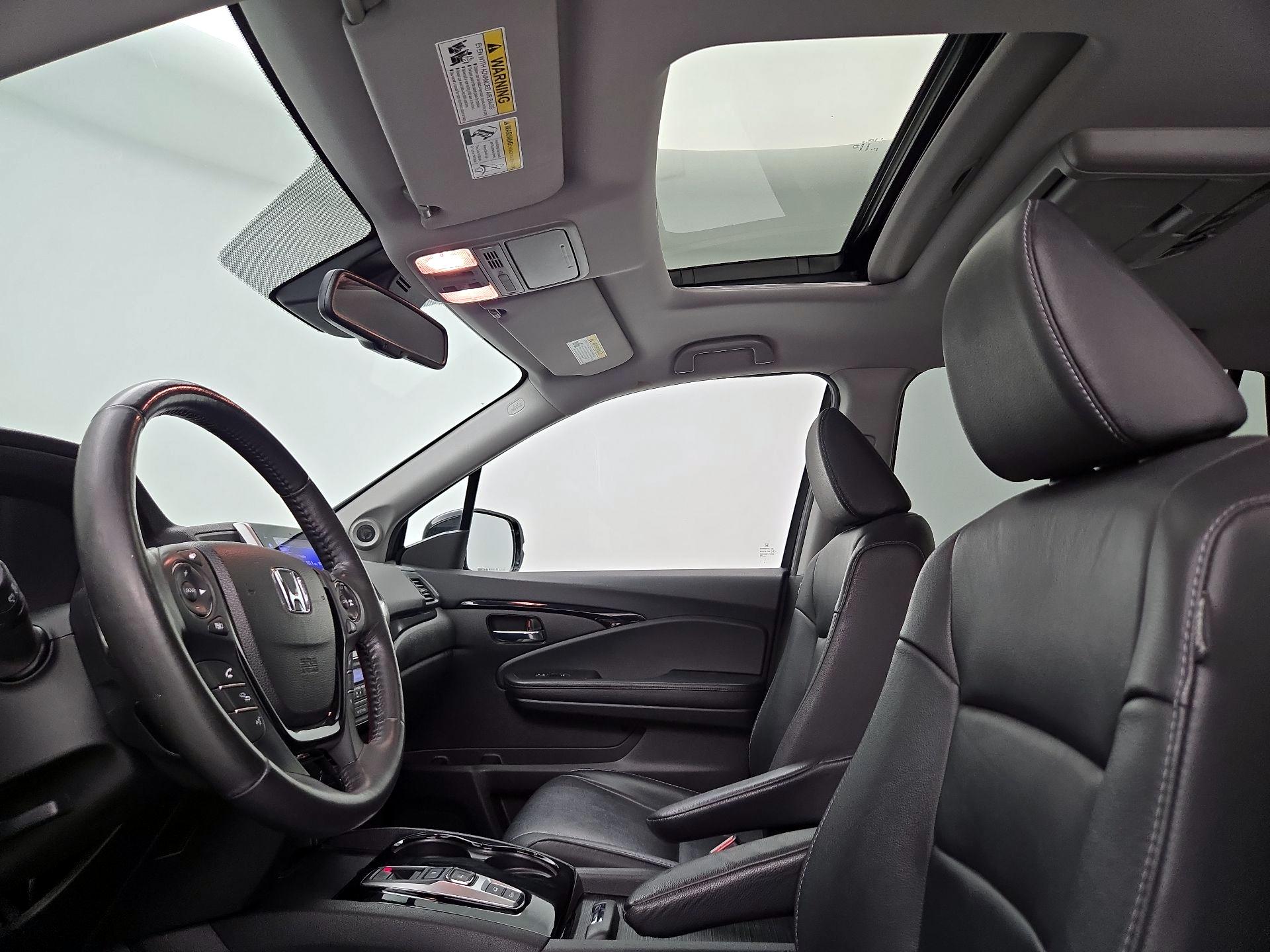 Thumbnail: 2018 Honda Pilot - 20