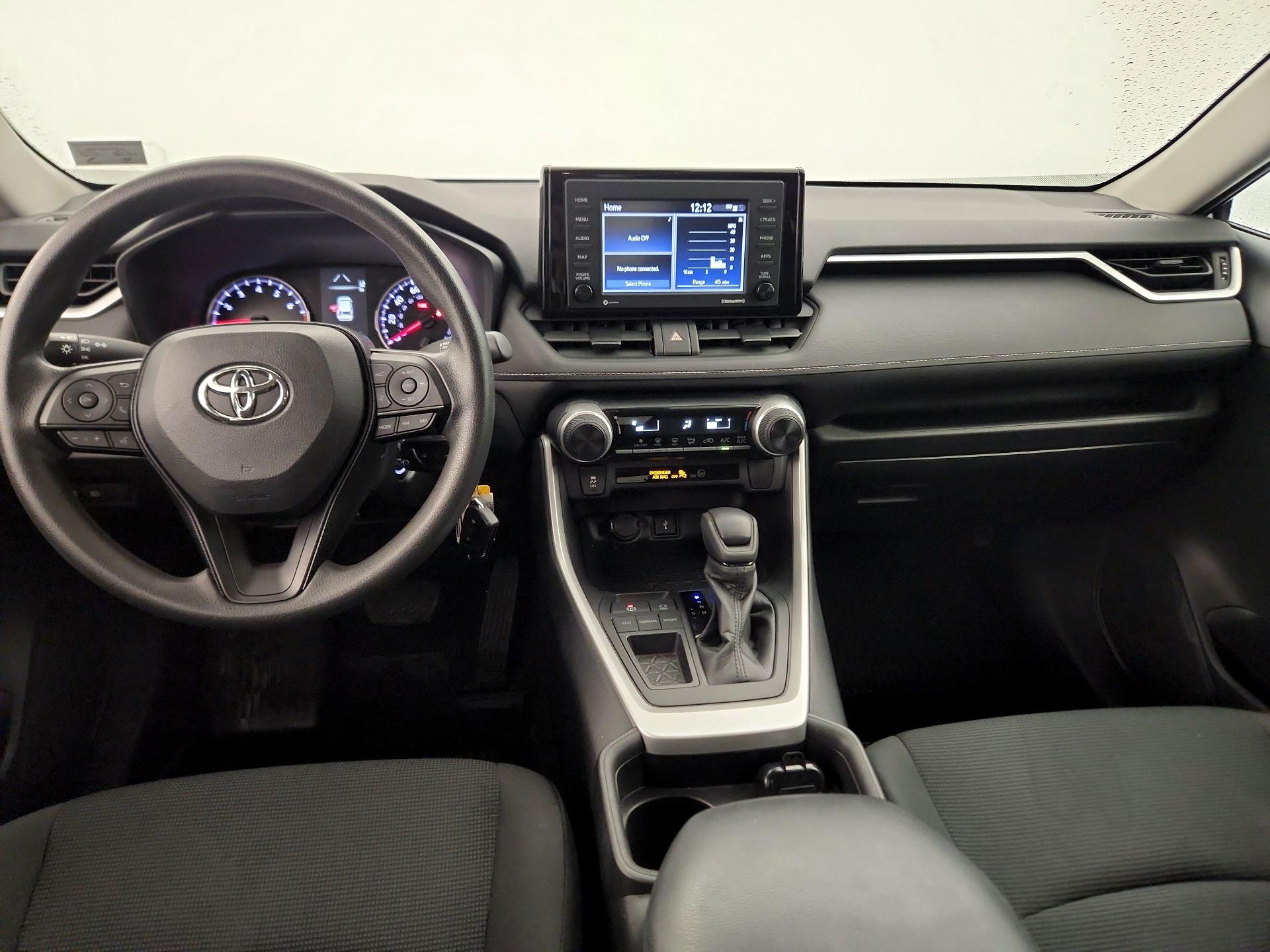 Thumbnail: 2021 Toyota RAV4 - 9
