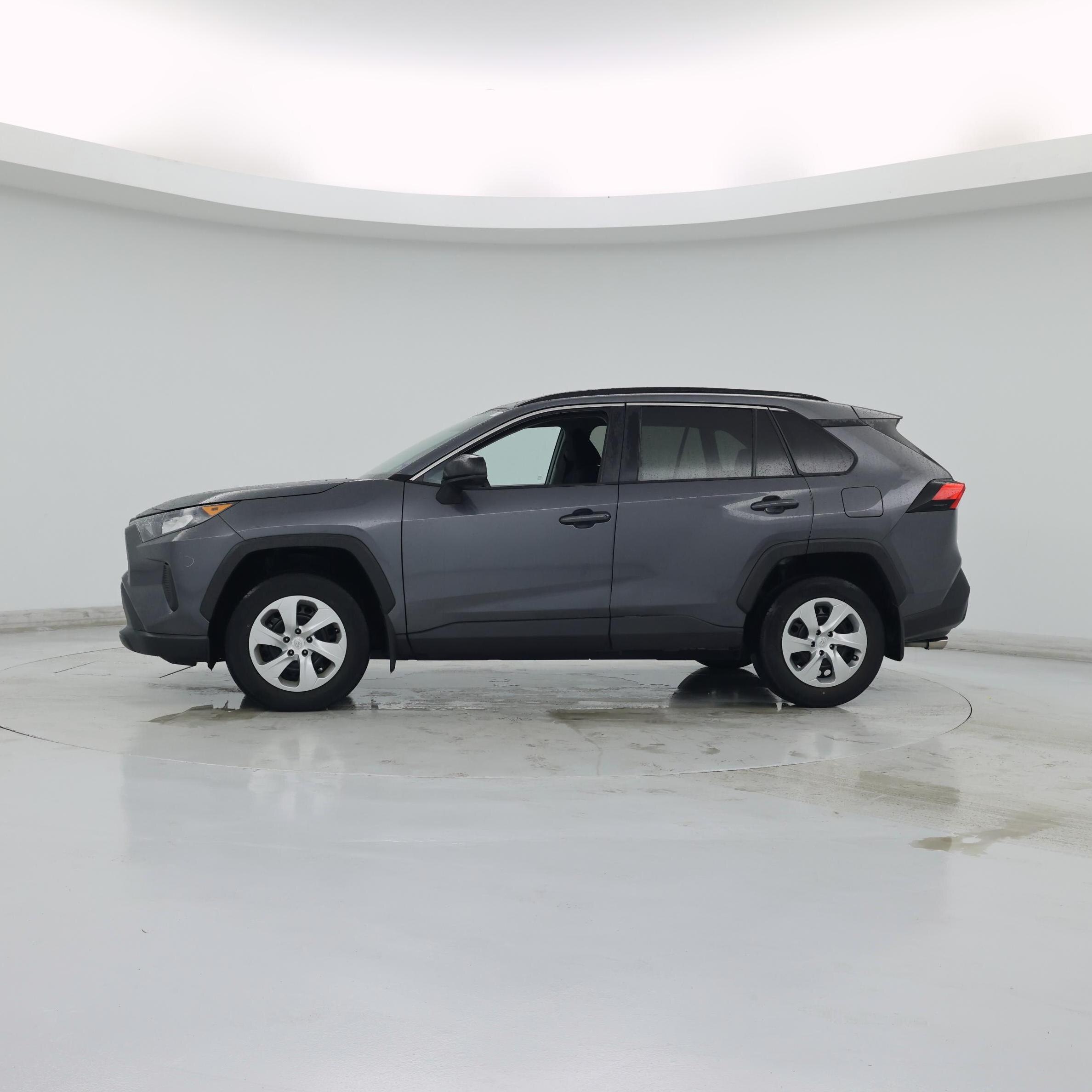 Thumbnail: 2021 Toyota RAV4 - 3