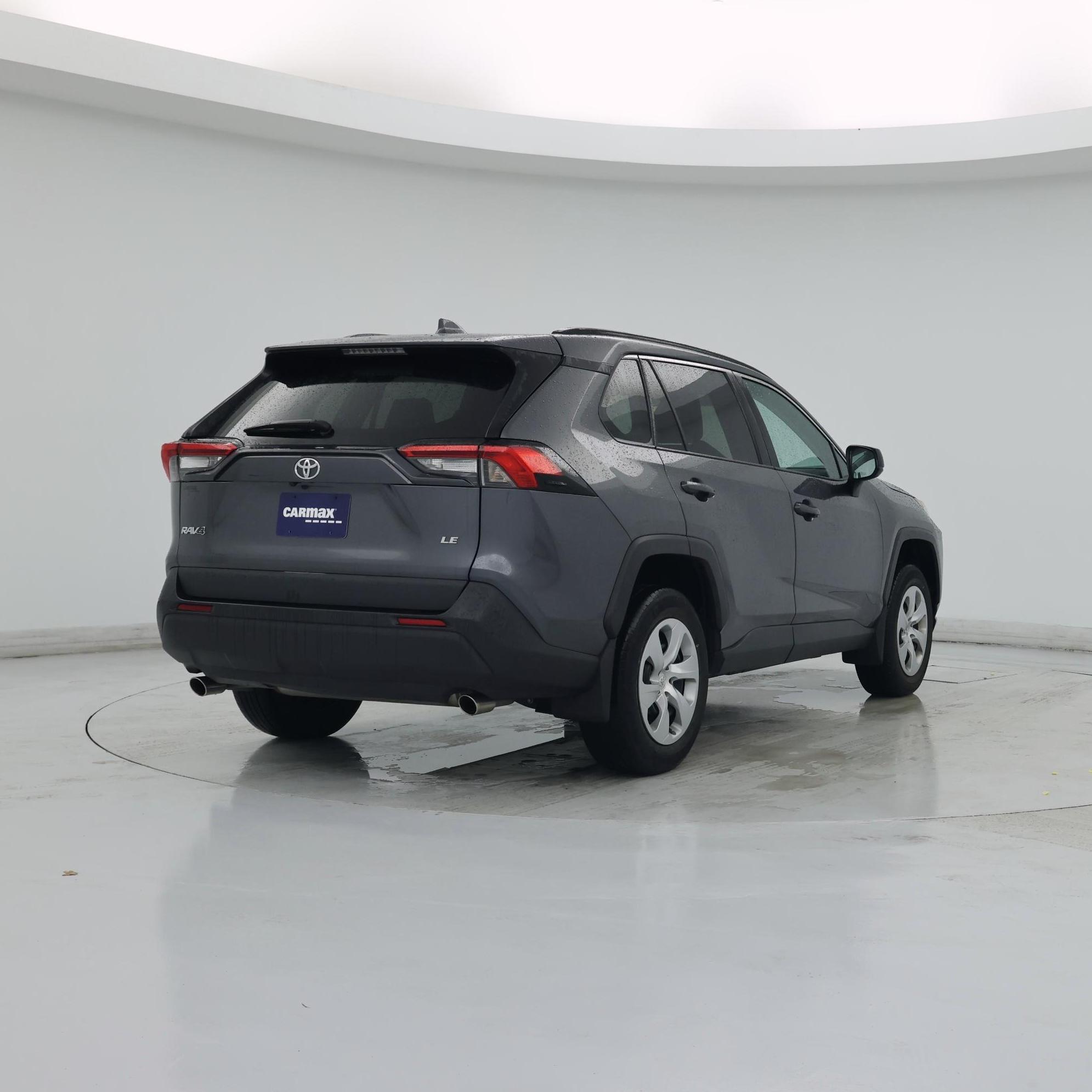 Thumbnail: 2021 Toyota RAV4 - 8