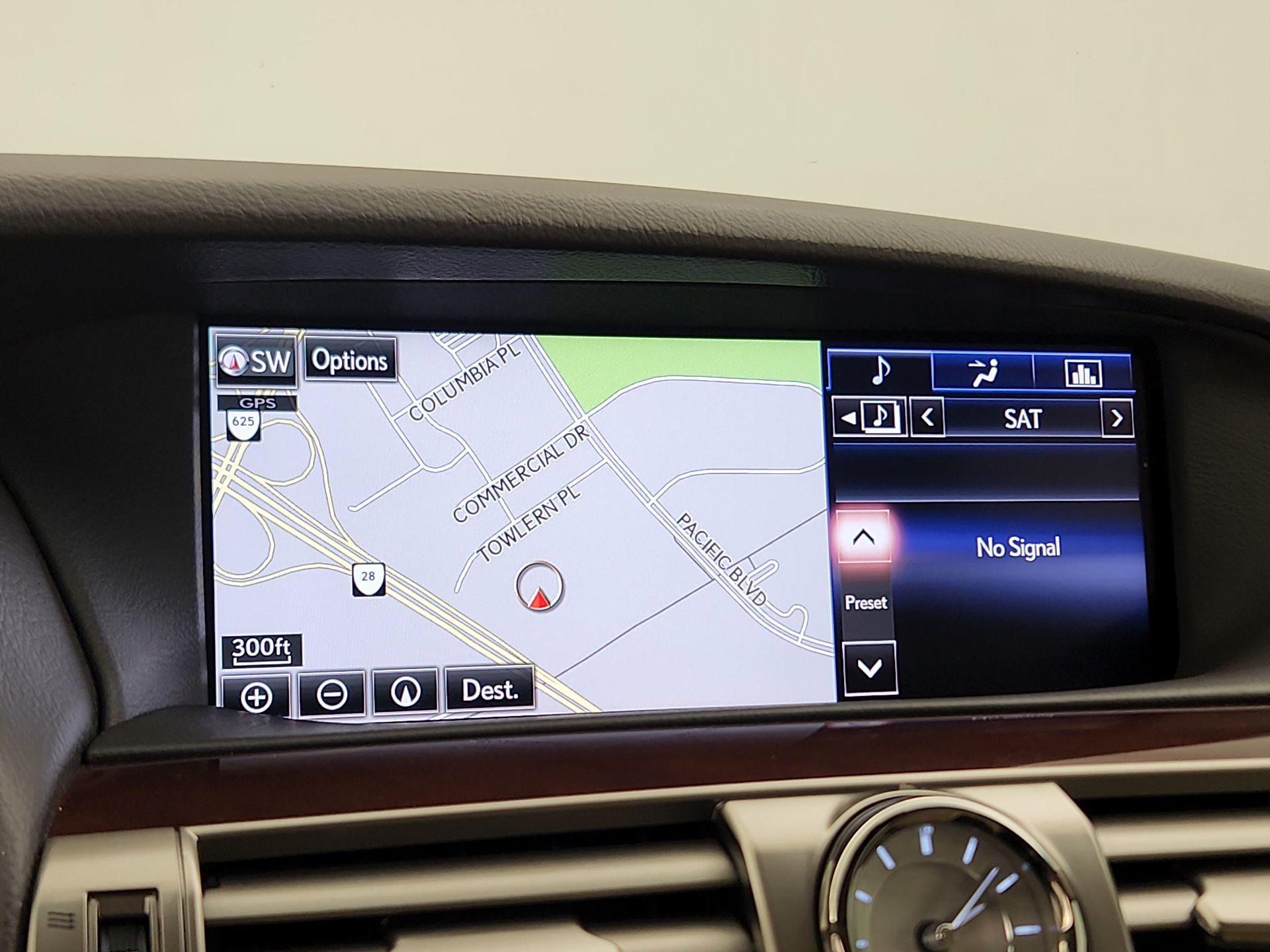 Thumbnail: 2015 Lexus LS - 14