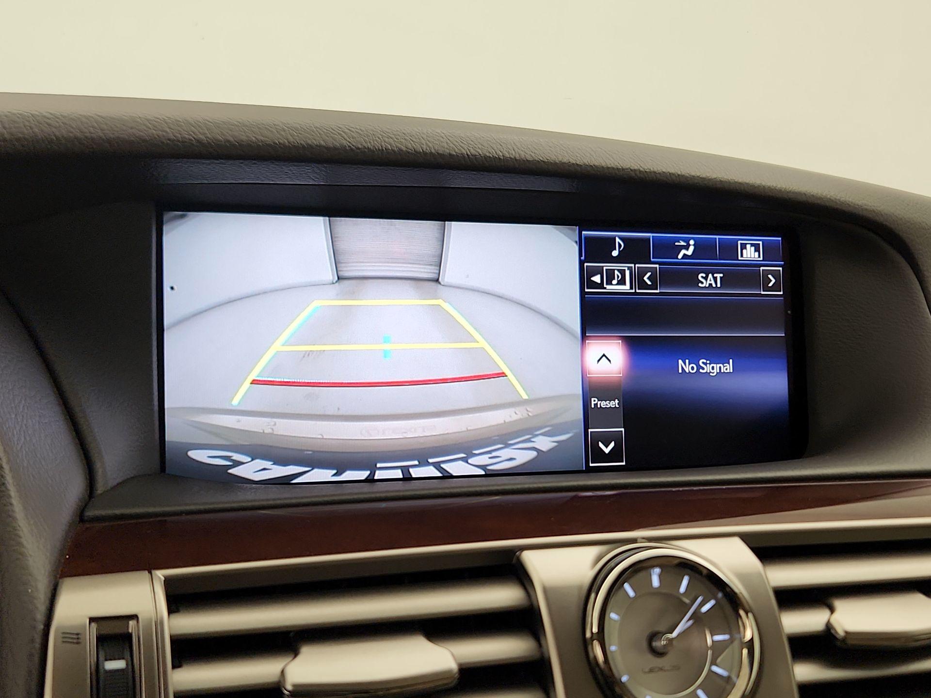 Thumbnail: 2015 Lexus LS - 15