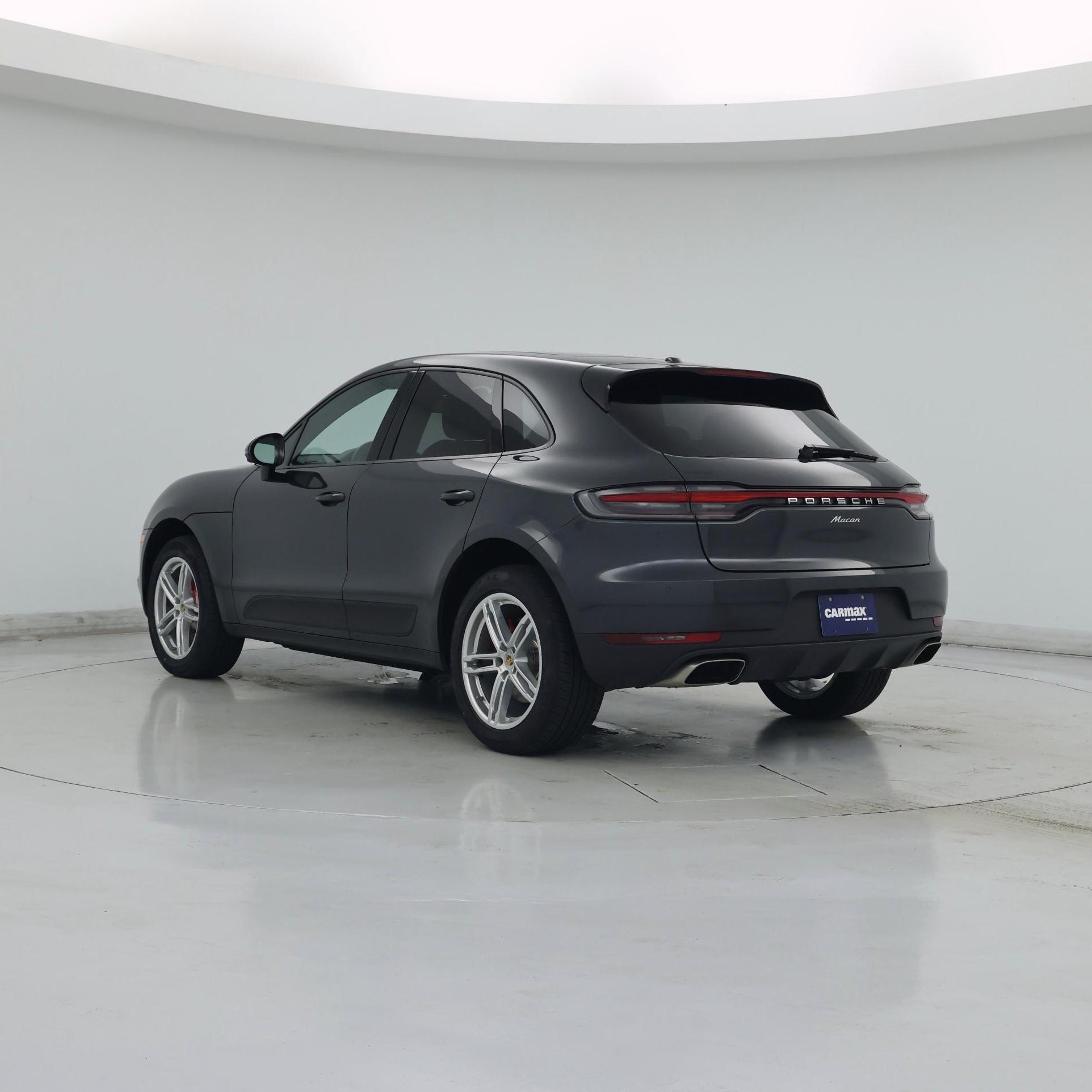 Thumbnail: 2021 Porsche Macan - 2