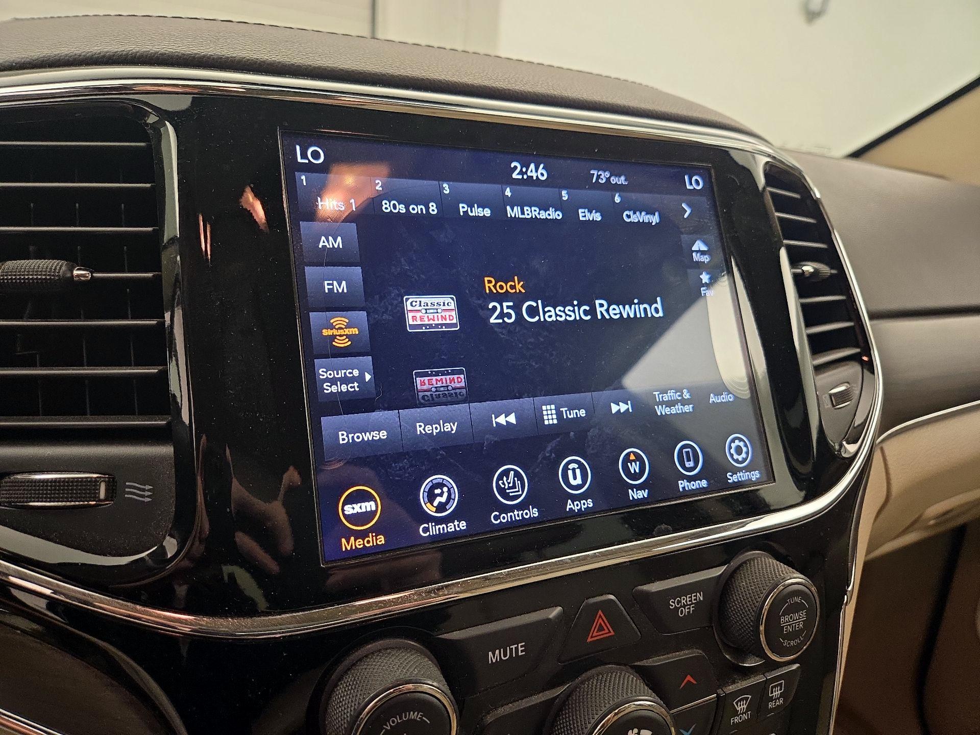 Thumbnail: 2020 Jeep Grand Cherokee - 16