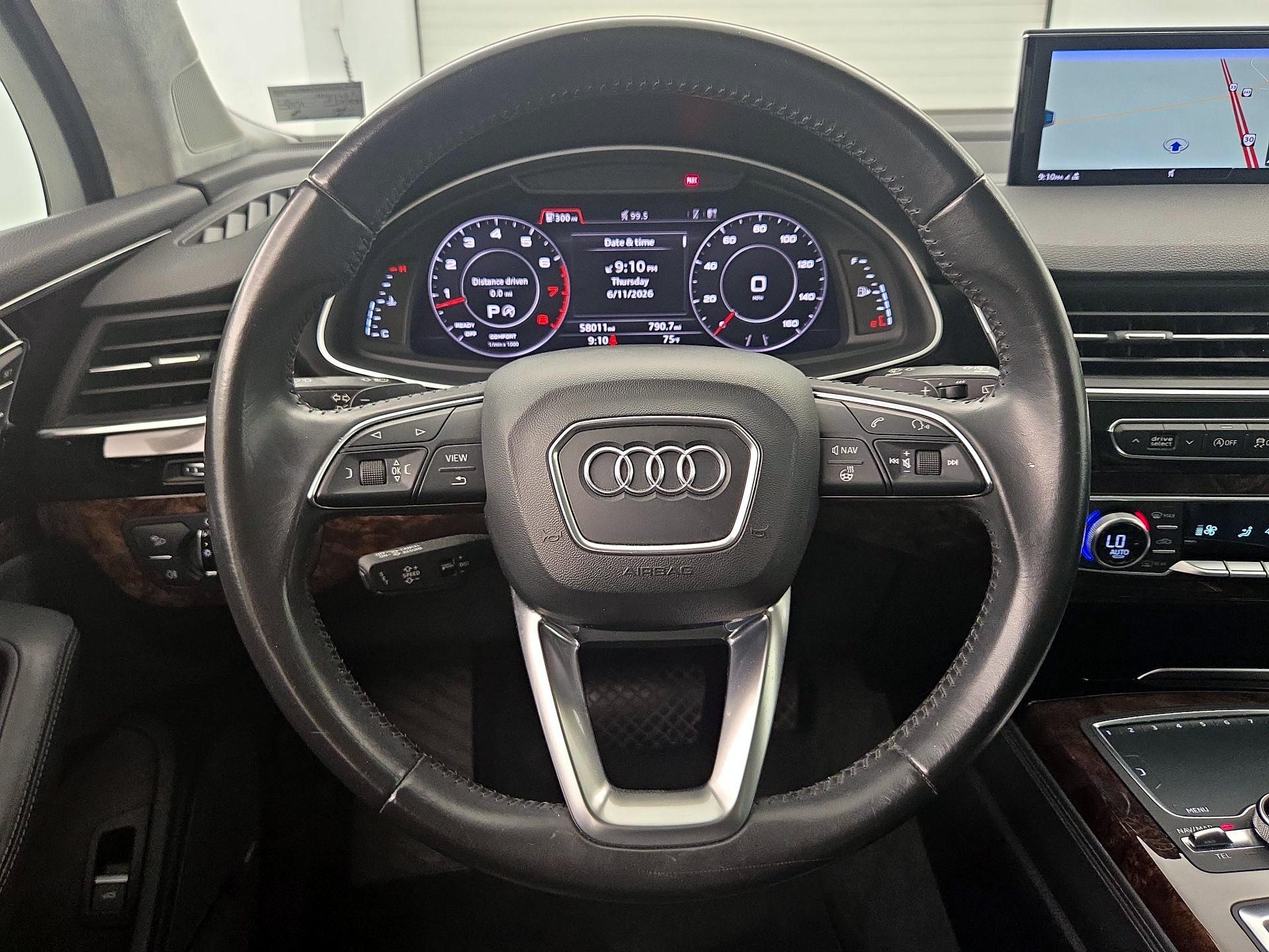 Thumbnail: 2017 Audi Q7 - 10