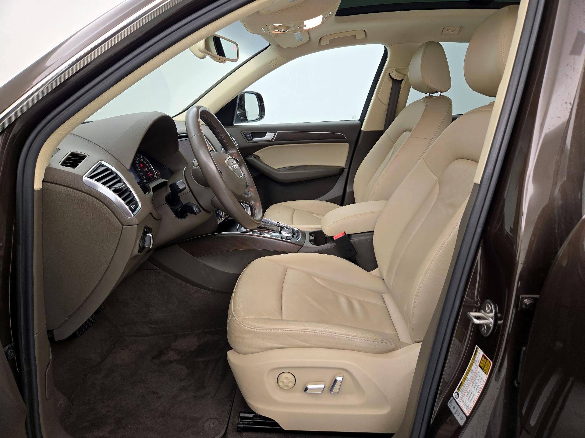 Thumbnail: 2015 Audi Q5 - 11