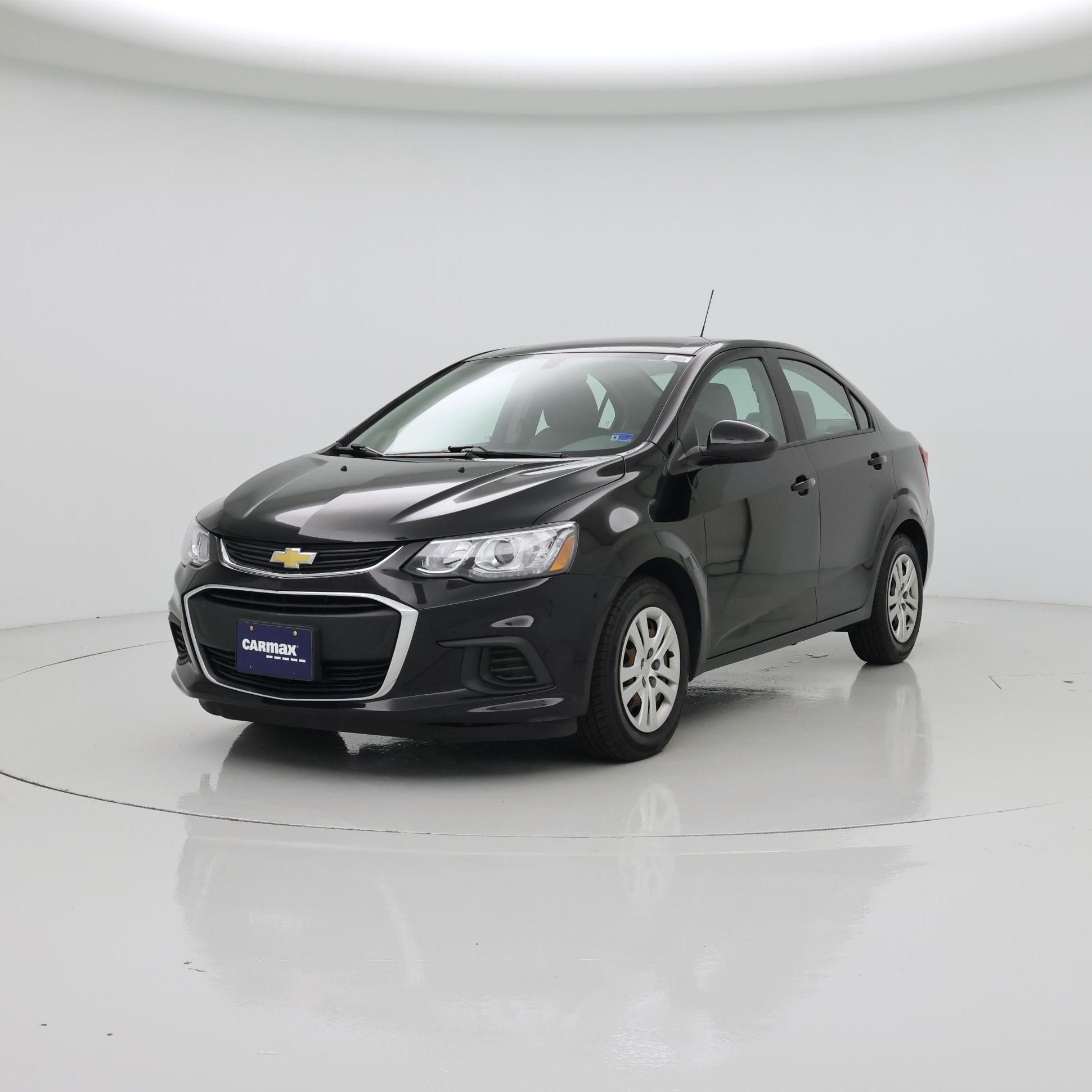 Thumbnail: 2018 Chevrolet Sonic - 4