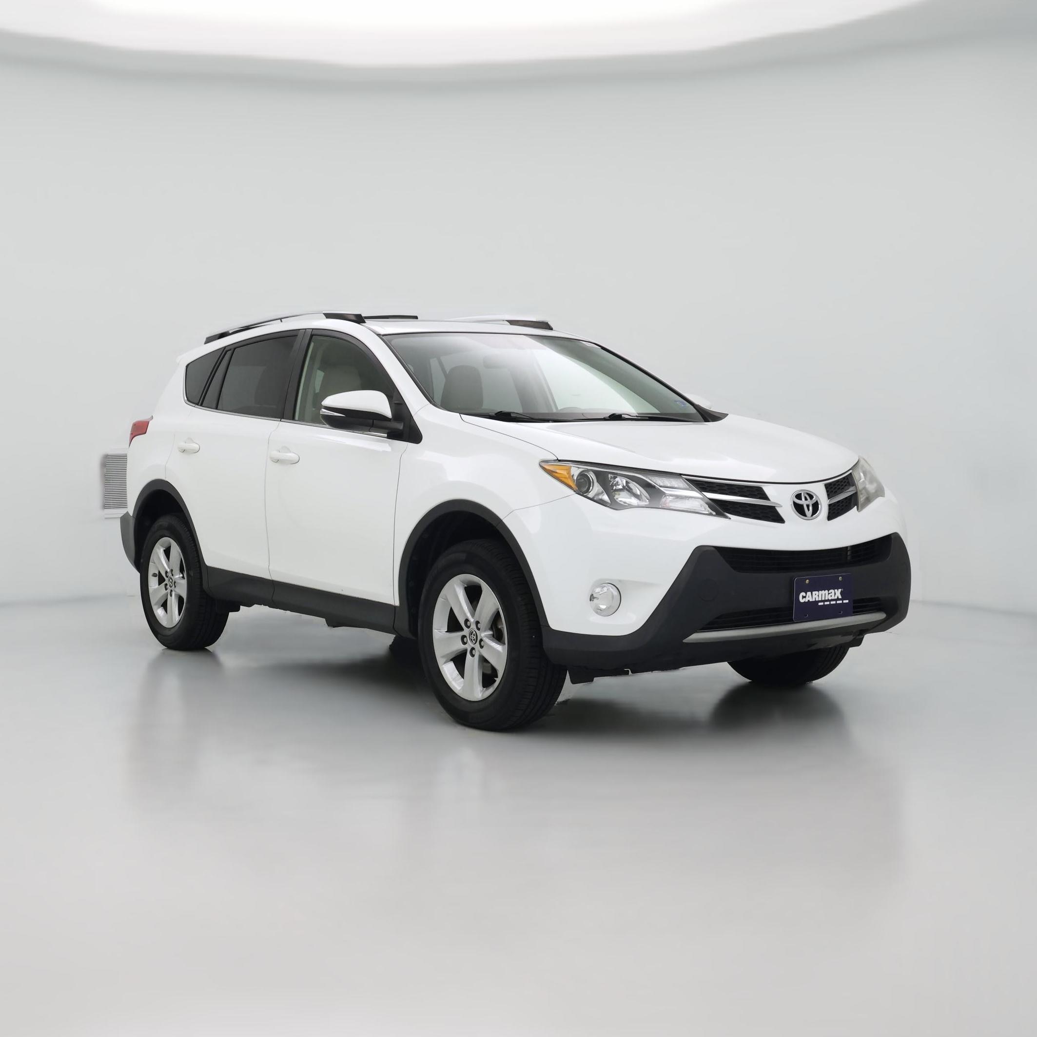 Thumbnail: 2015 Toyota RAV4 - 1