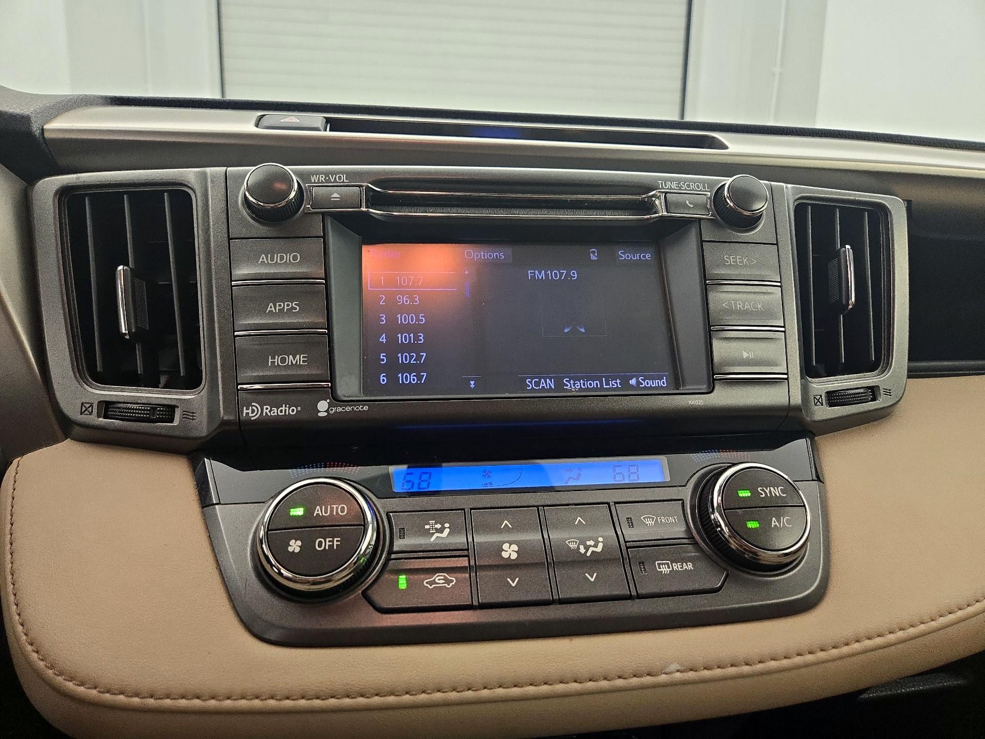Thumbnail: 2015 Toyota RAV4 - 15
