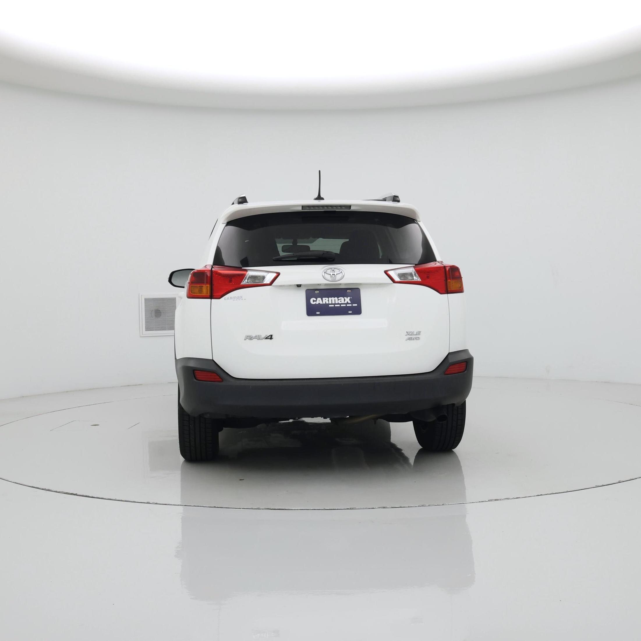 Thumbnail: 2015 Toyota RAV4 - 6