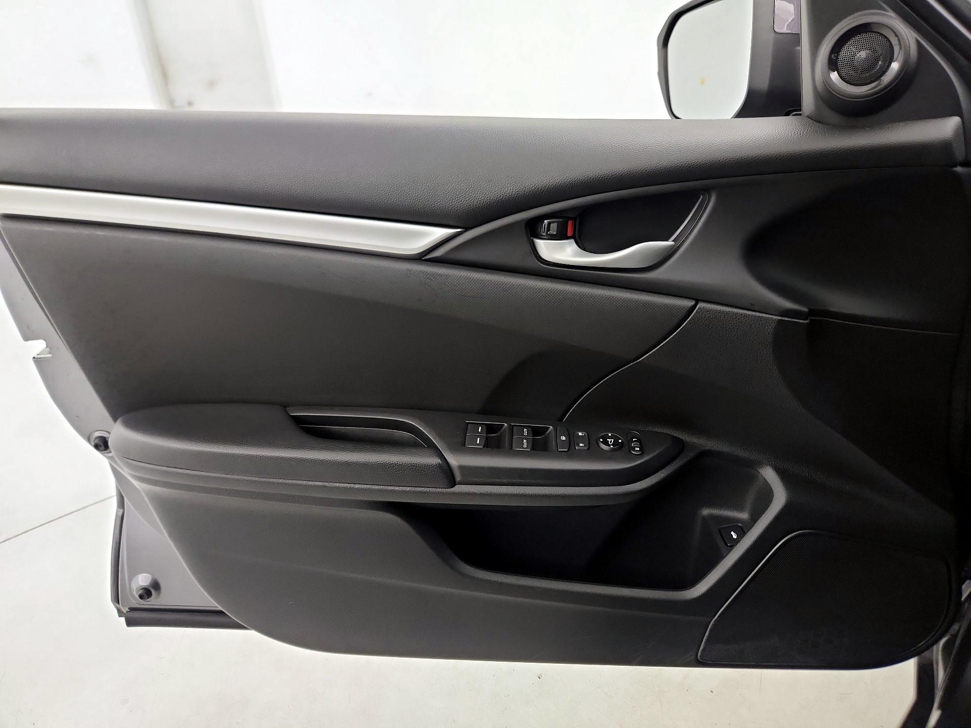 Thumbnail: 2019 Honda Civic - 12