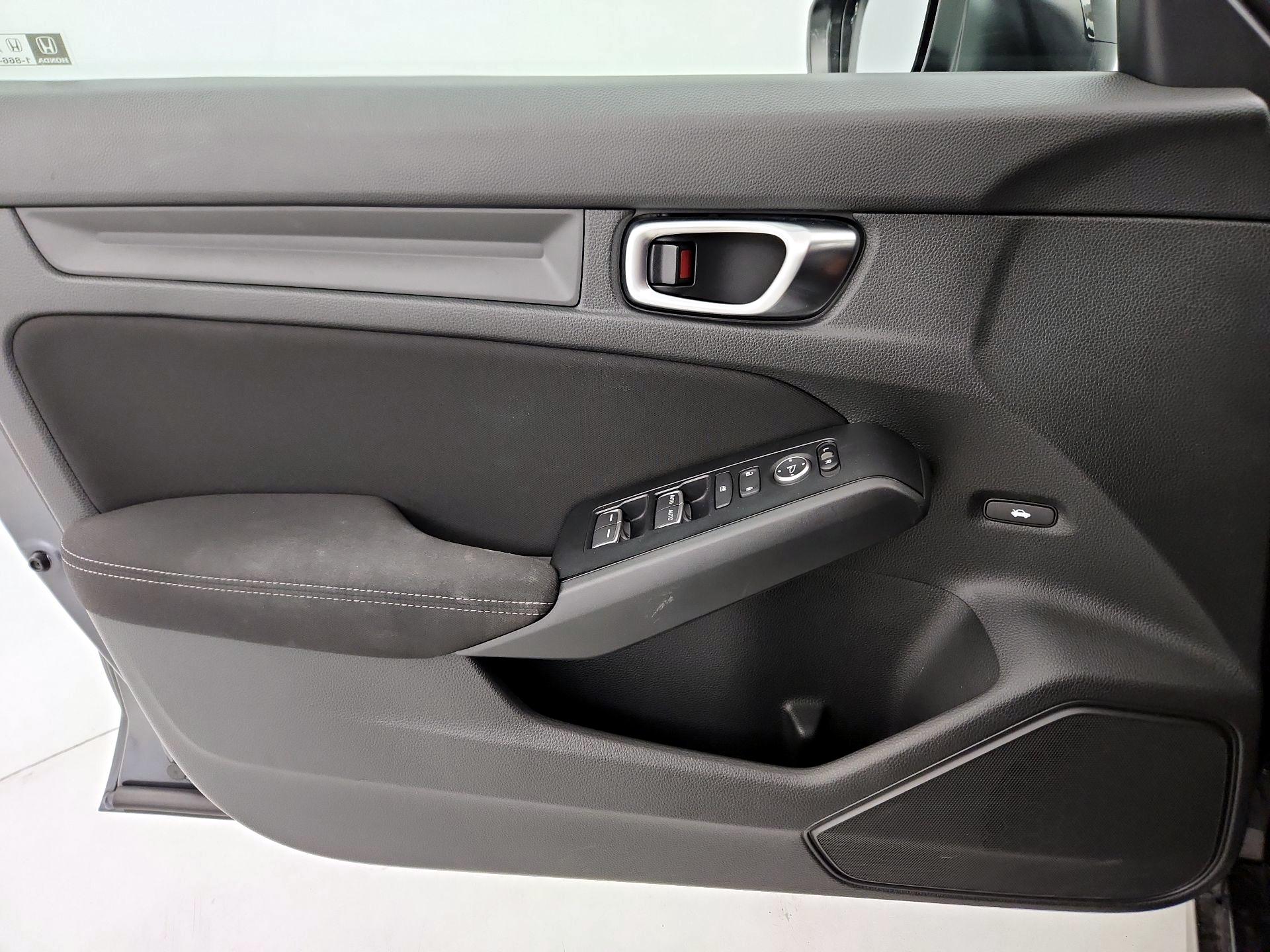Thumbnail: 2025 Honda Civic - 12